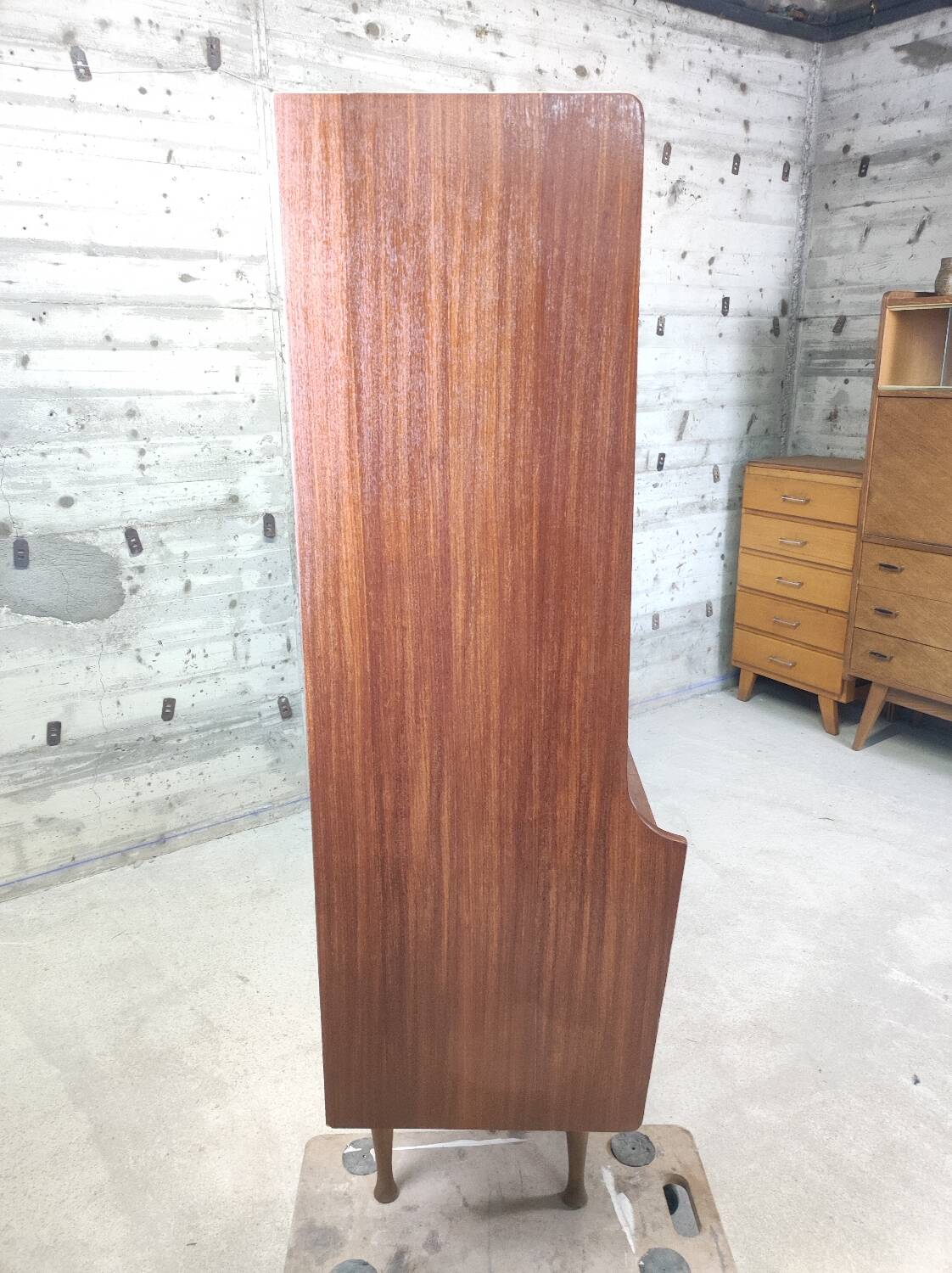 Vintage sideboard / buffet