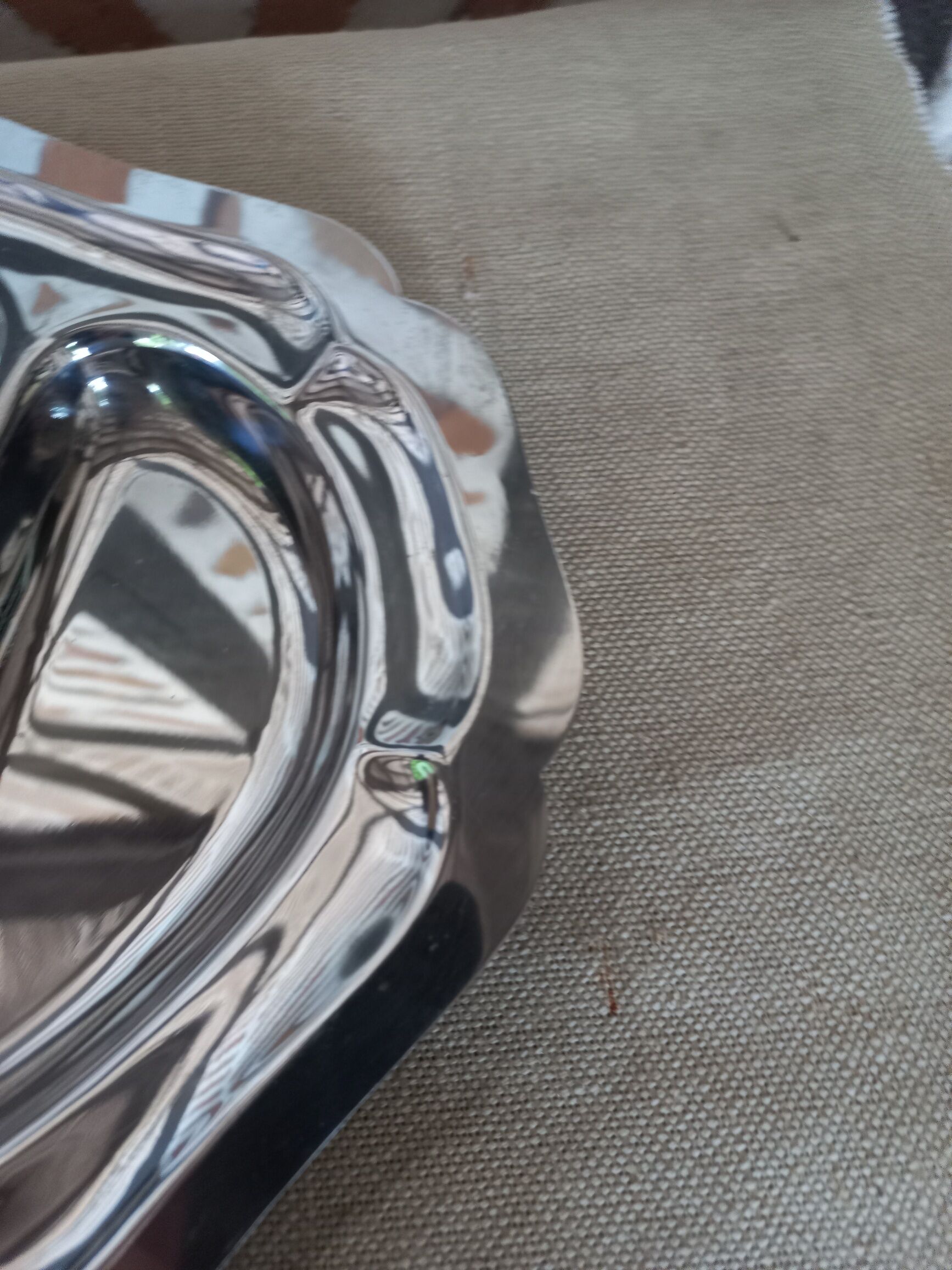 Stainless steel oval dish with compartments