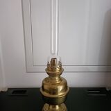 Lampe à pétrole ancienne en cuivre