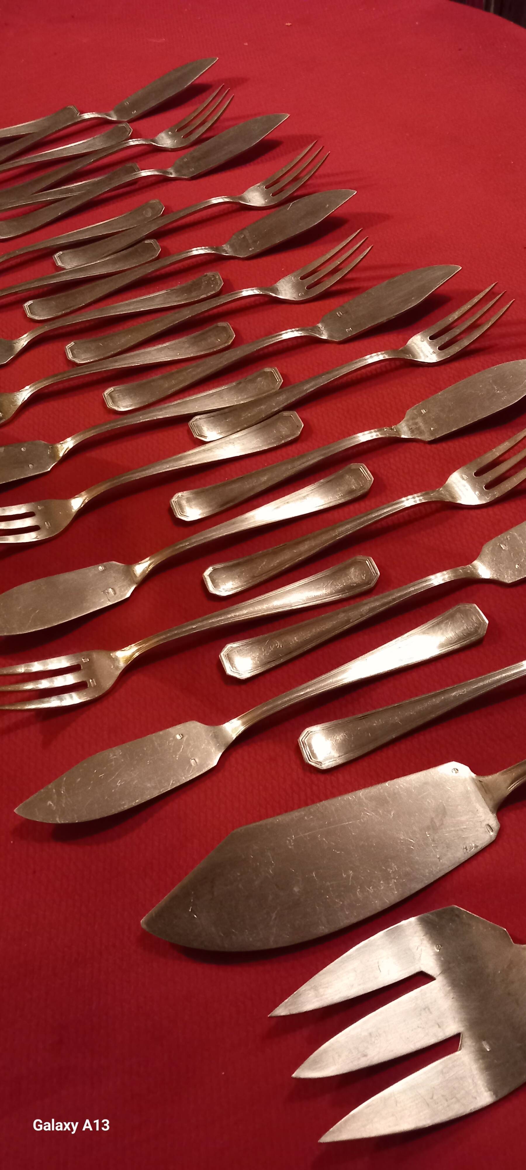 SILVER METAL FISH CUTLERY FRIONNET François