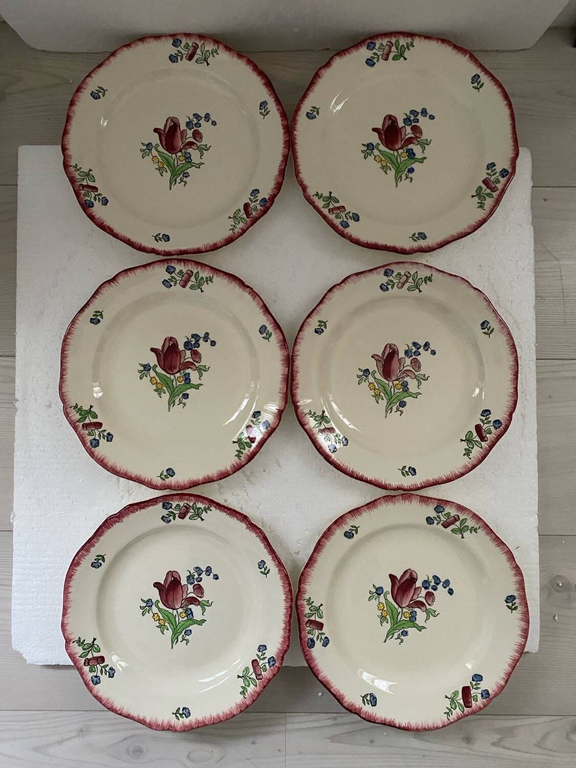 Service 6 assiettes plates gien lorraine fleurs peintes à la main