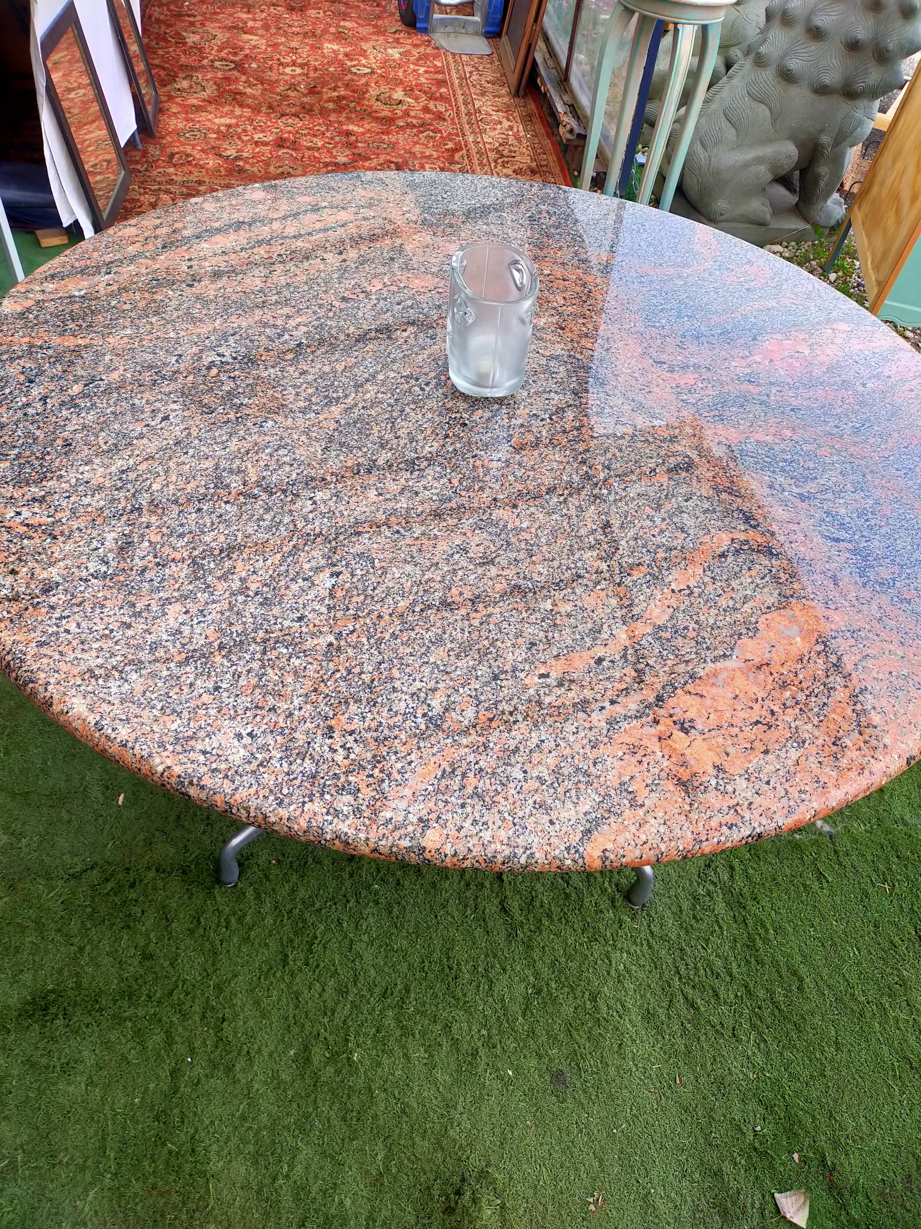 Table ronde peretti pour castelli