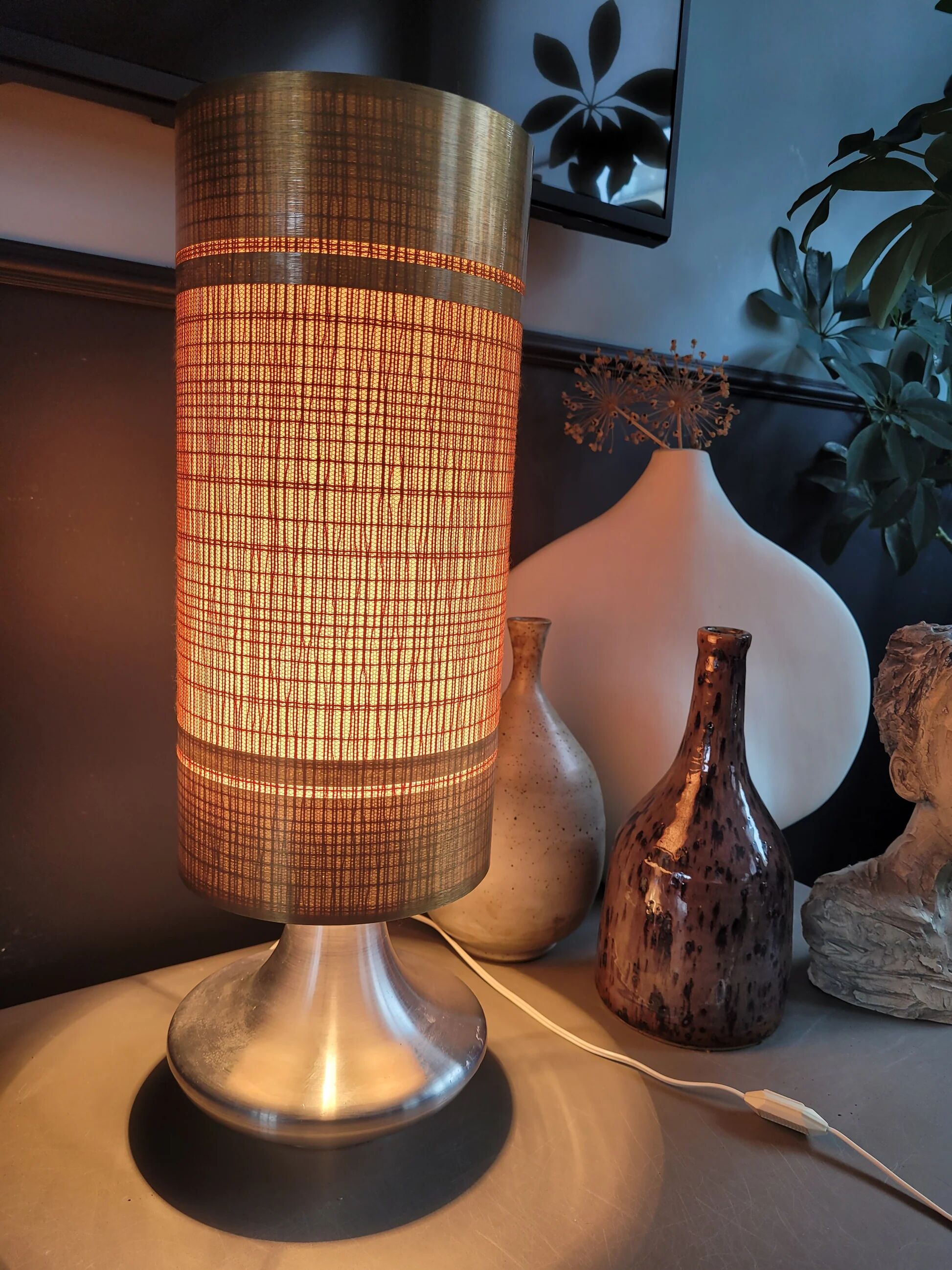 Vintage table lamp with brushed aluminium base - cylinder shade