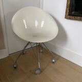 Philippe STARCK white Eiffel swivel chair on casters EROS by KARTELL