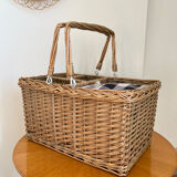 Picnic basket bottle locker