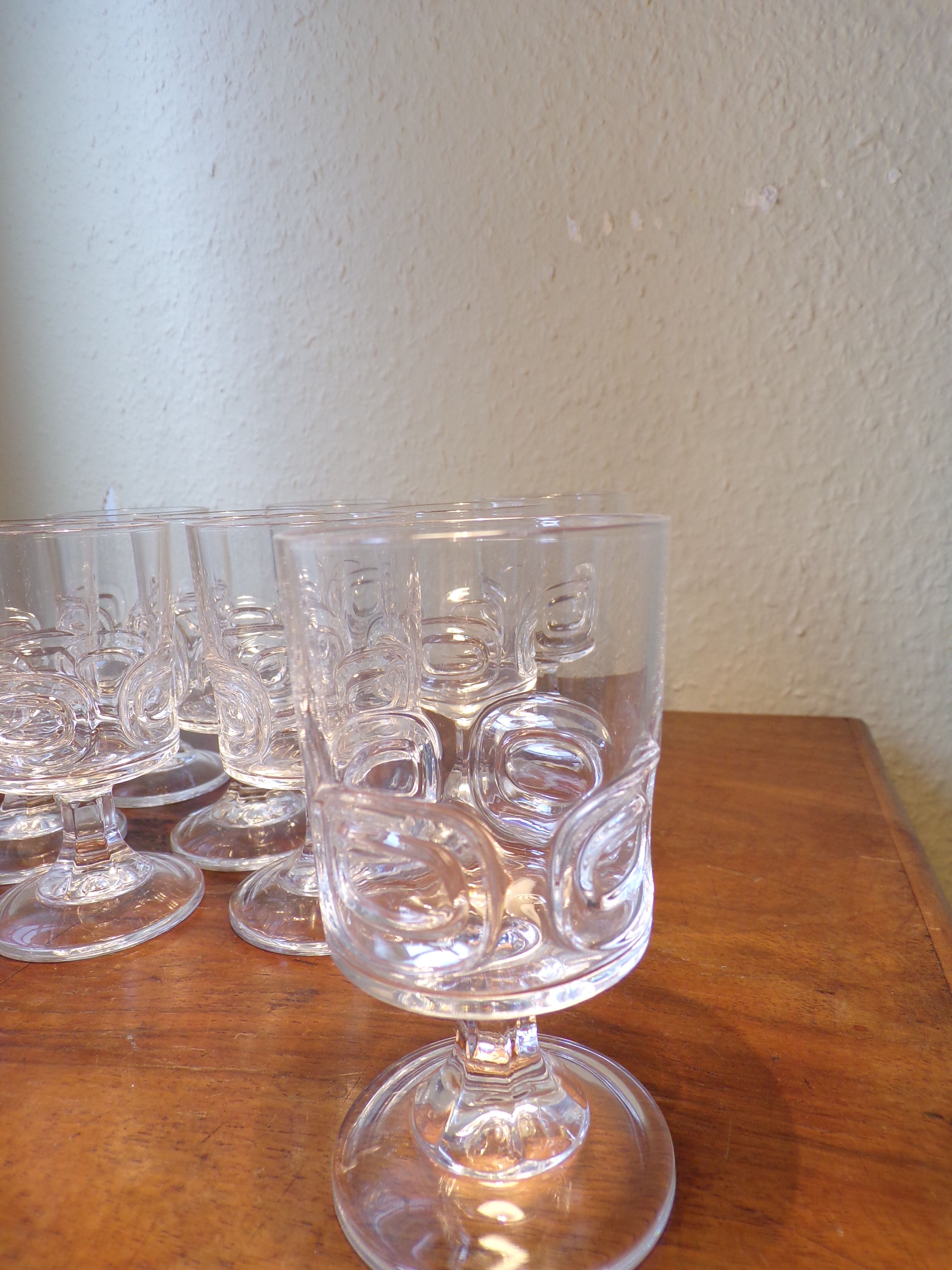 10 glasses in Crystal