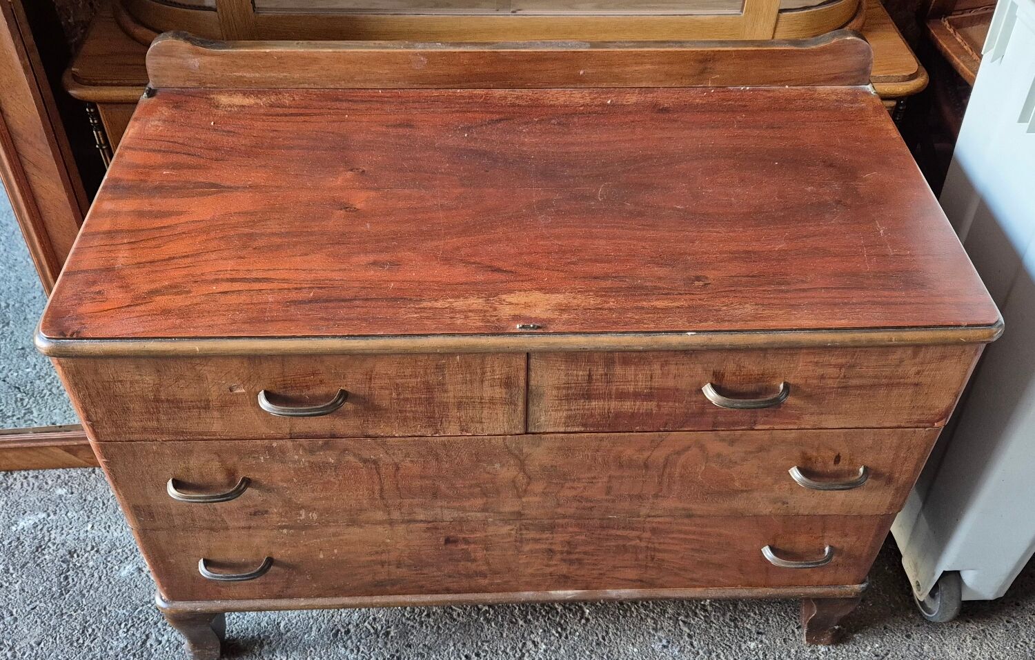 Vintage chest of drawers