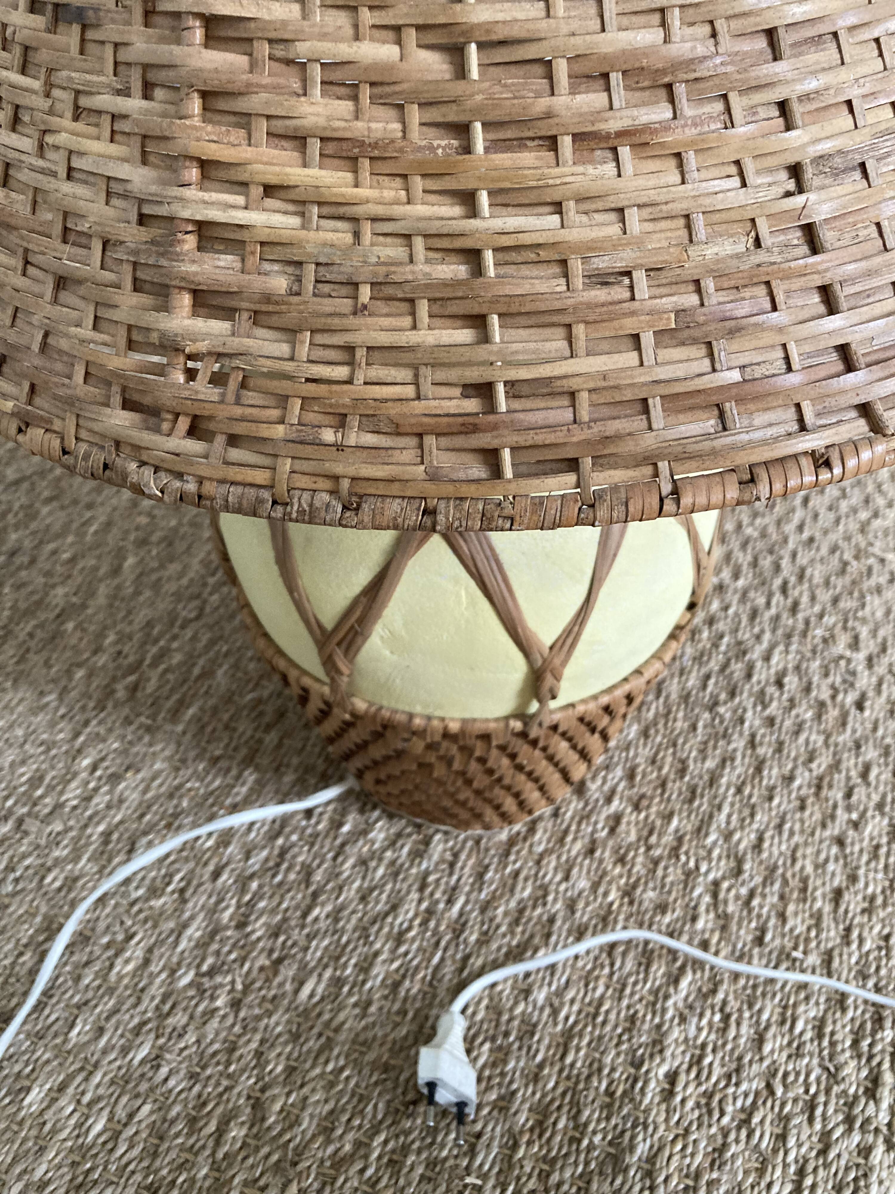 Lamp in rattan and ceramic vintage 1970
