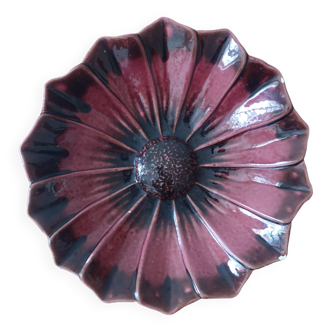Large vintage flower serving dish in glazed ceramic