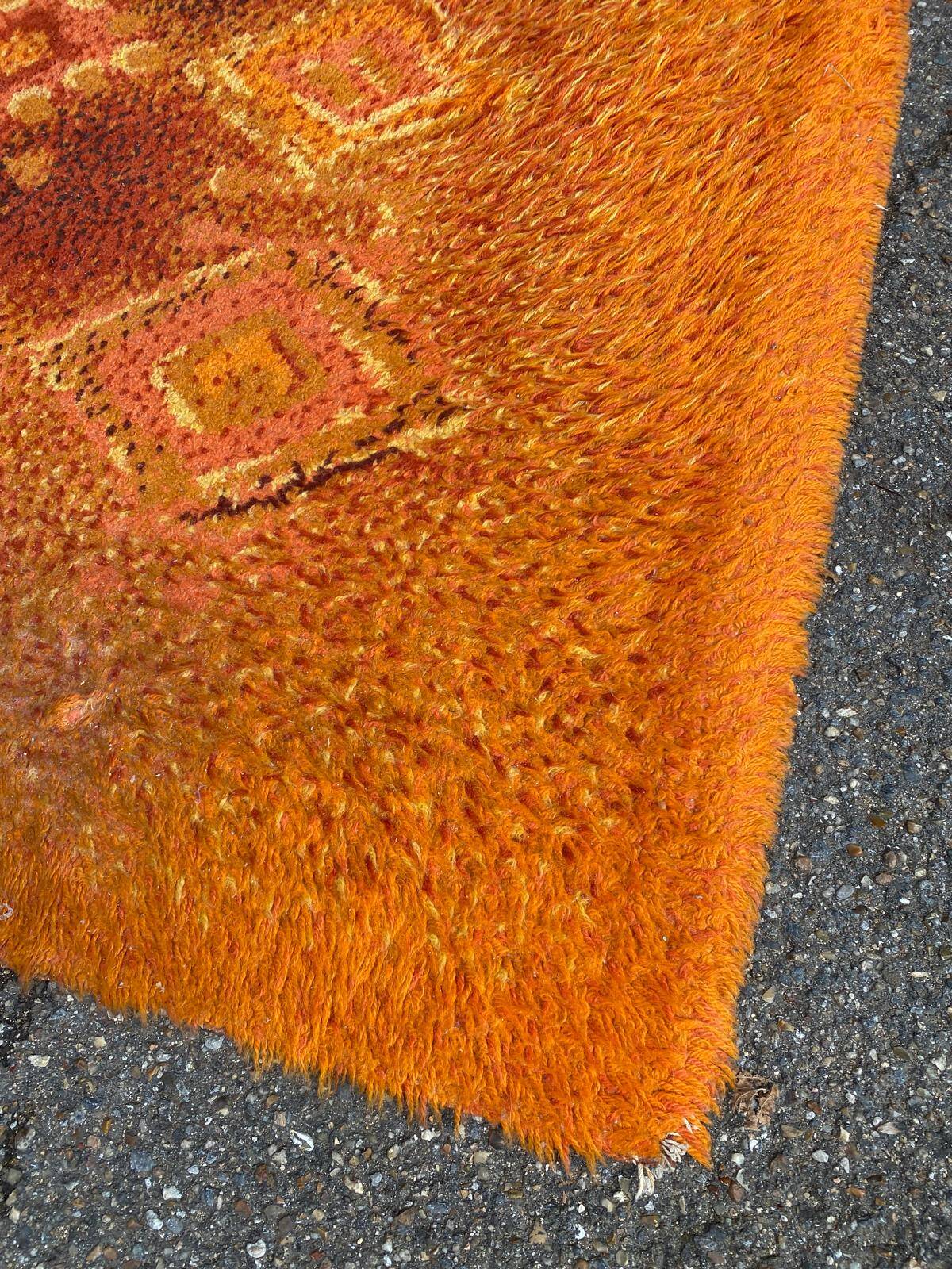Large vintage shaggy carpet DESSO Menuette 200x300 cm orange & brown 1970