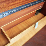 Console metal feet