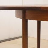 Round G-Plan vintage dining table extendable 'Prestwich'