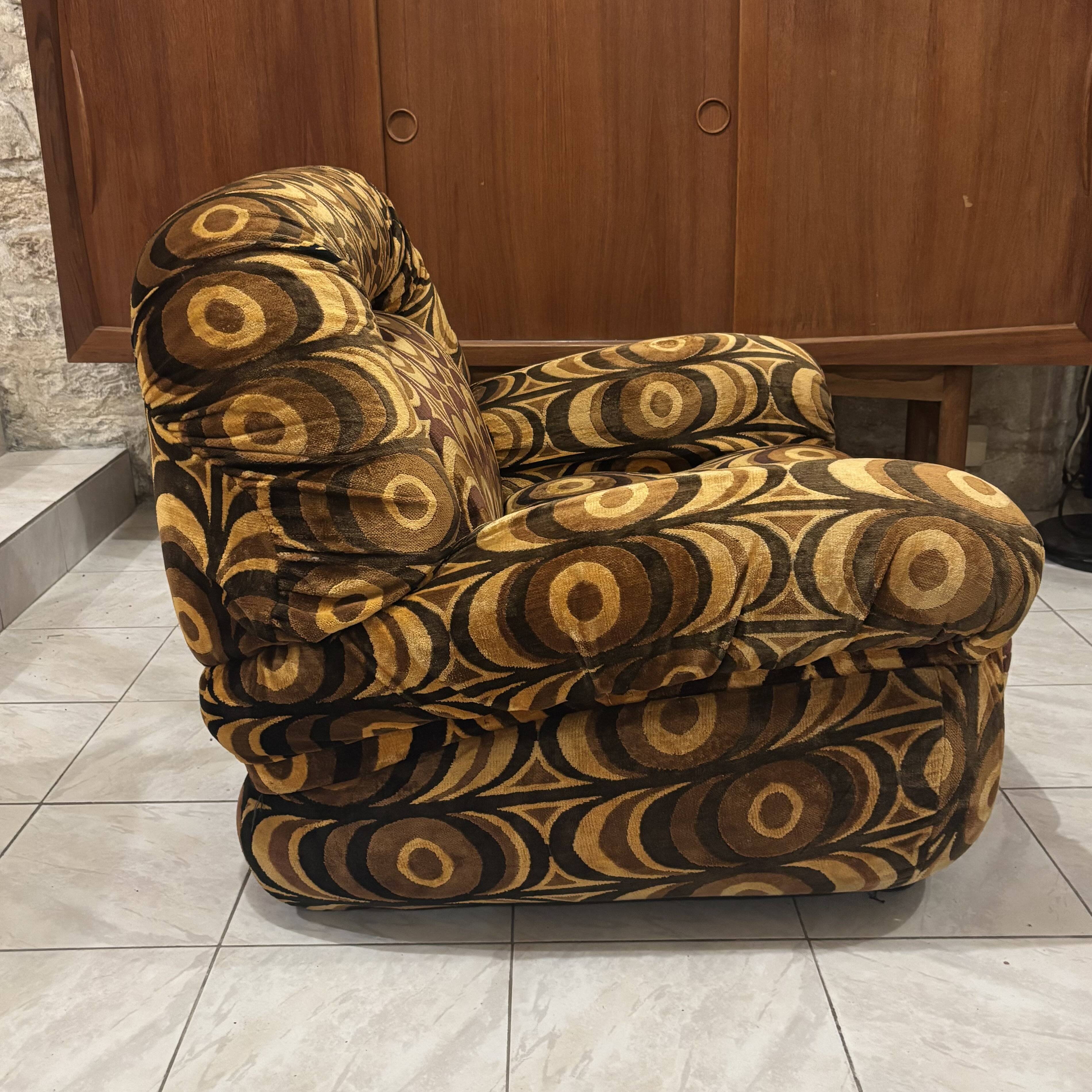 1970s psychedelic armchair