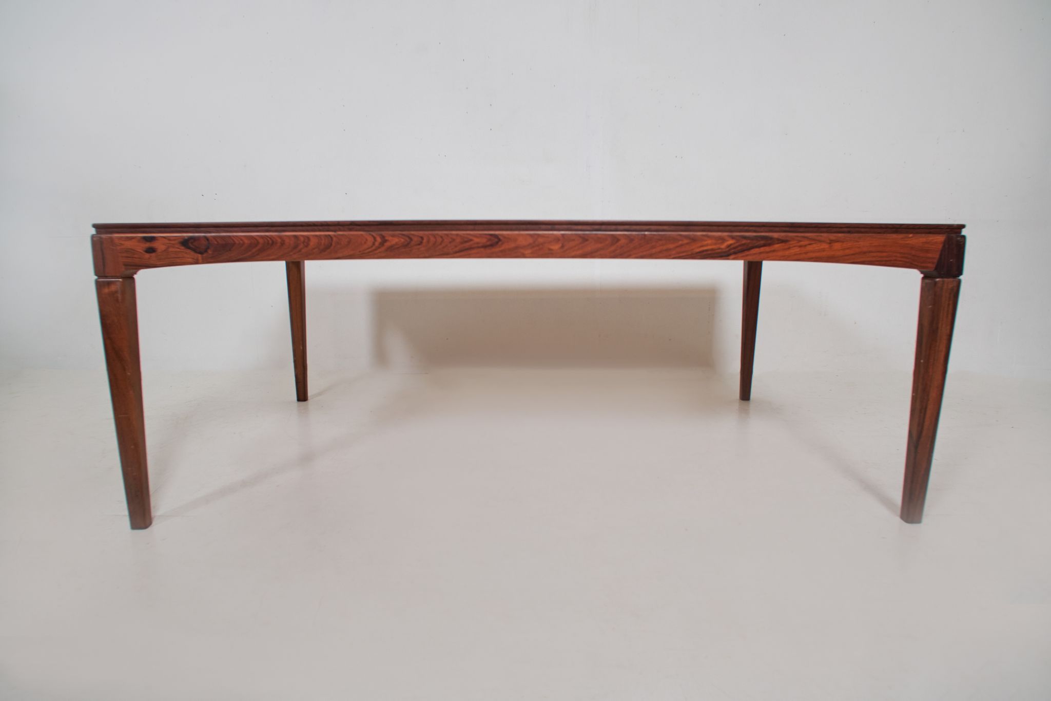 Table basse danoise en palissandre de rio, 1960s