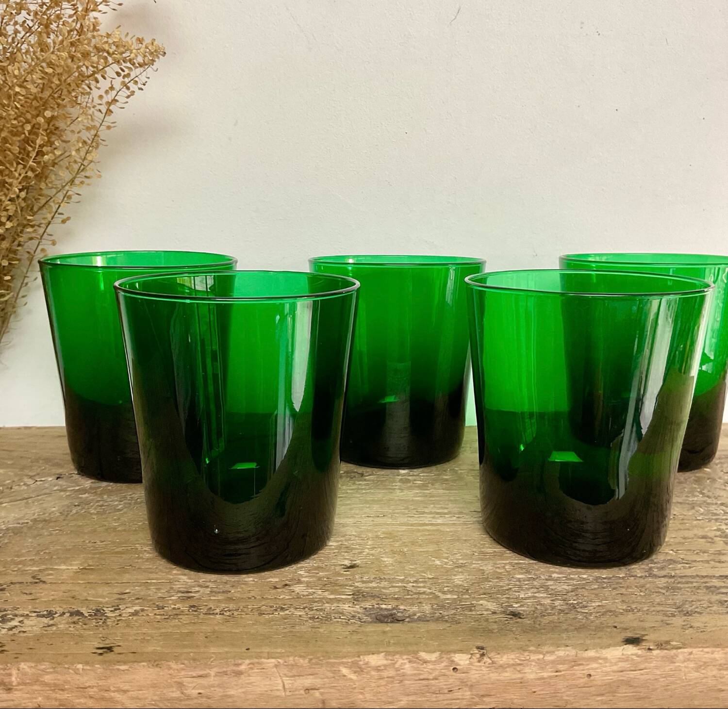 5 grands verres verts vintage