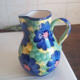 Water pitcher