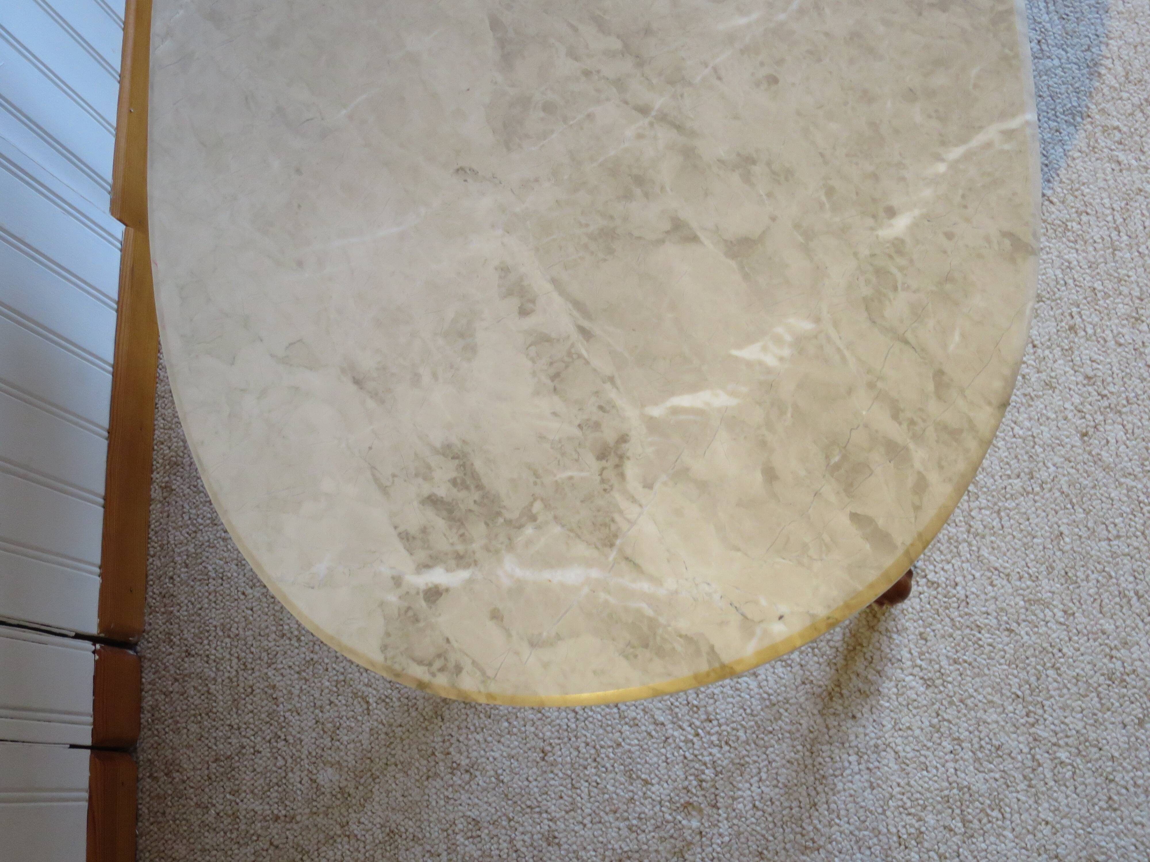 Oval coffee table - carved wood - white veined marble - Regency / Louis XV style