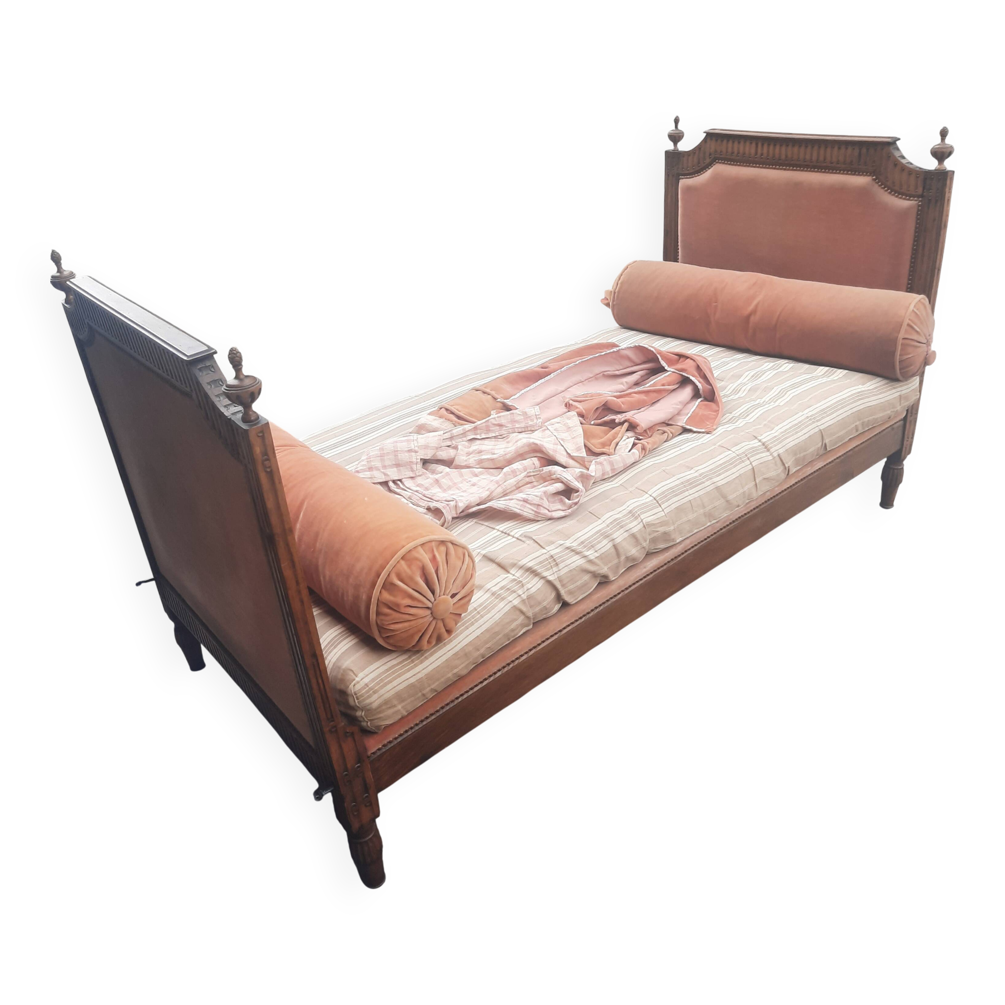 Louis XVI period bed with bedding
