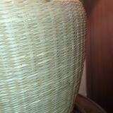 Wicker lamp and rope