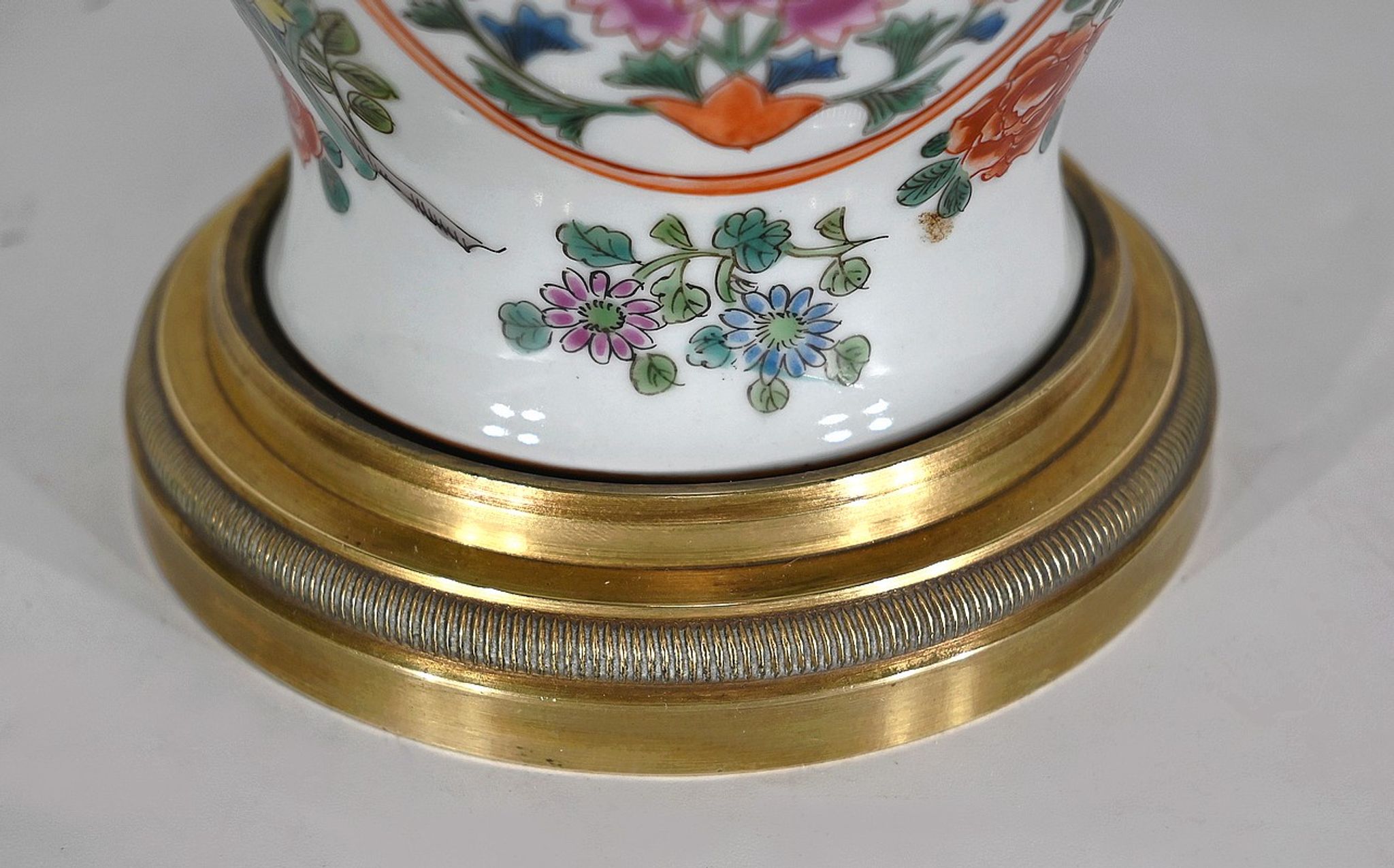 Porcelain lamp of china and brass – early twentieth century