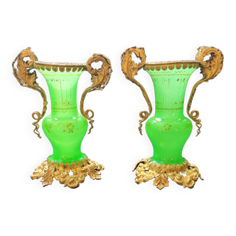 Pairs of small vases in green opaline (uranium/uraline) Napoleon III