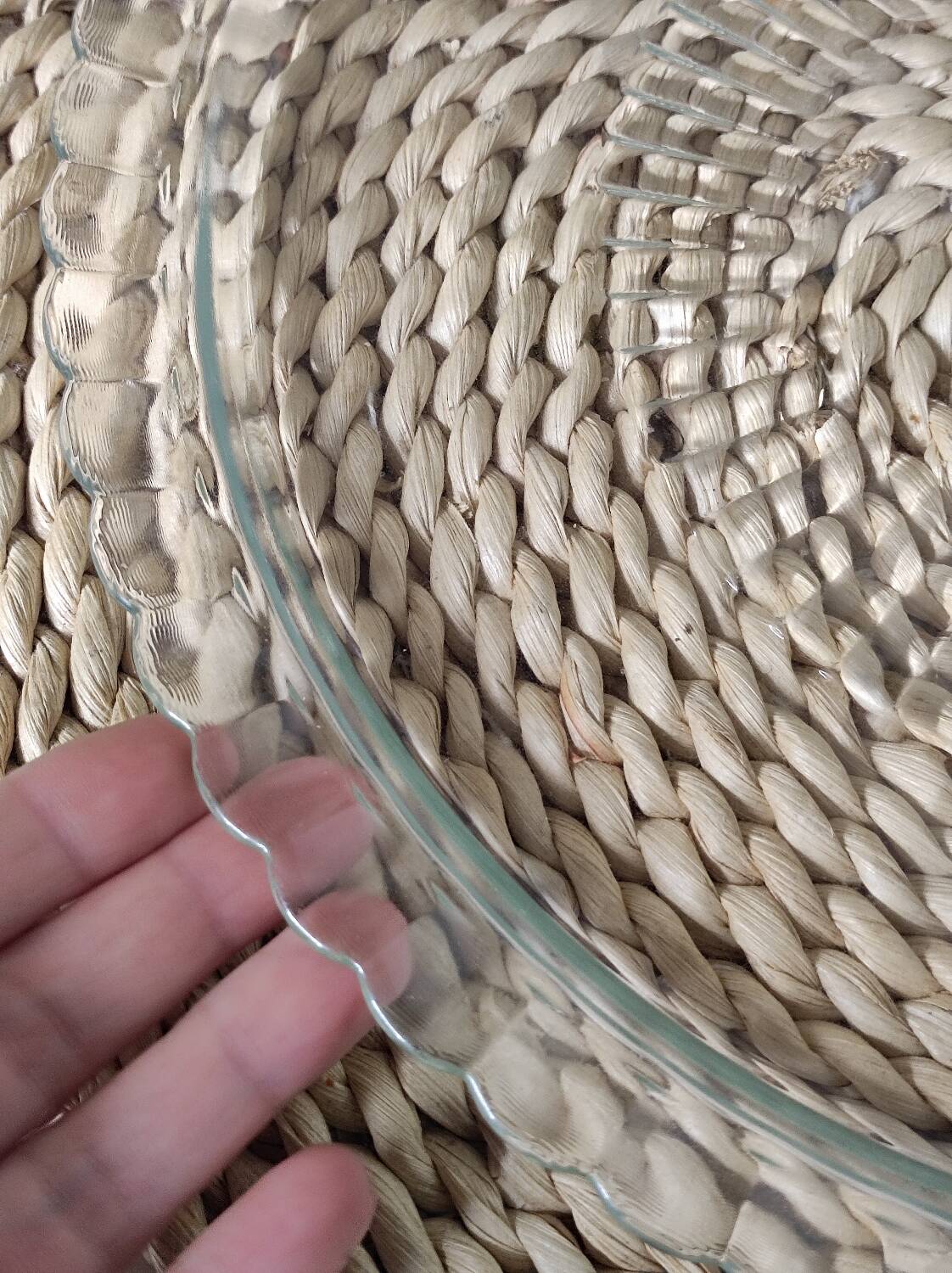 Glass serving dish