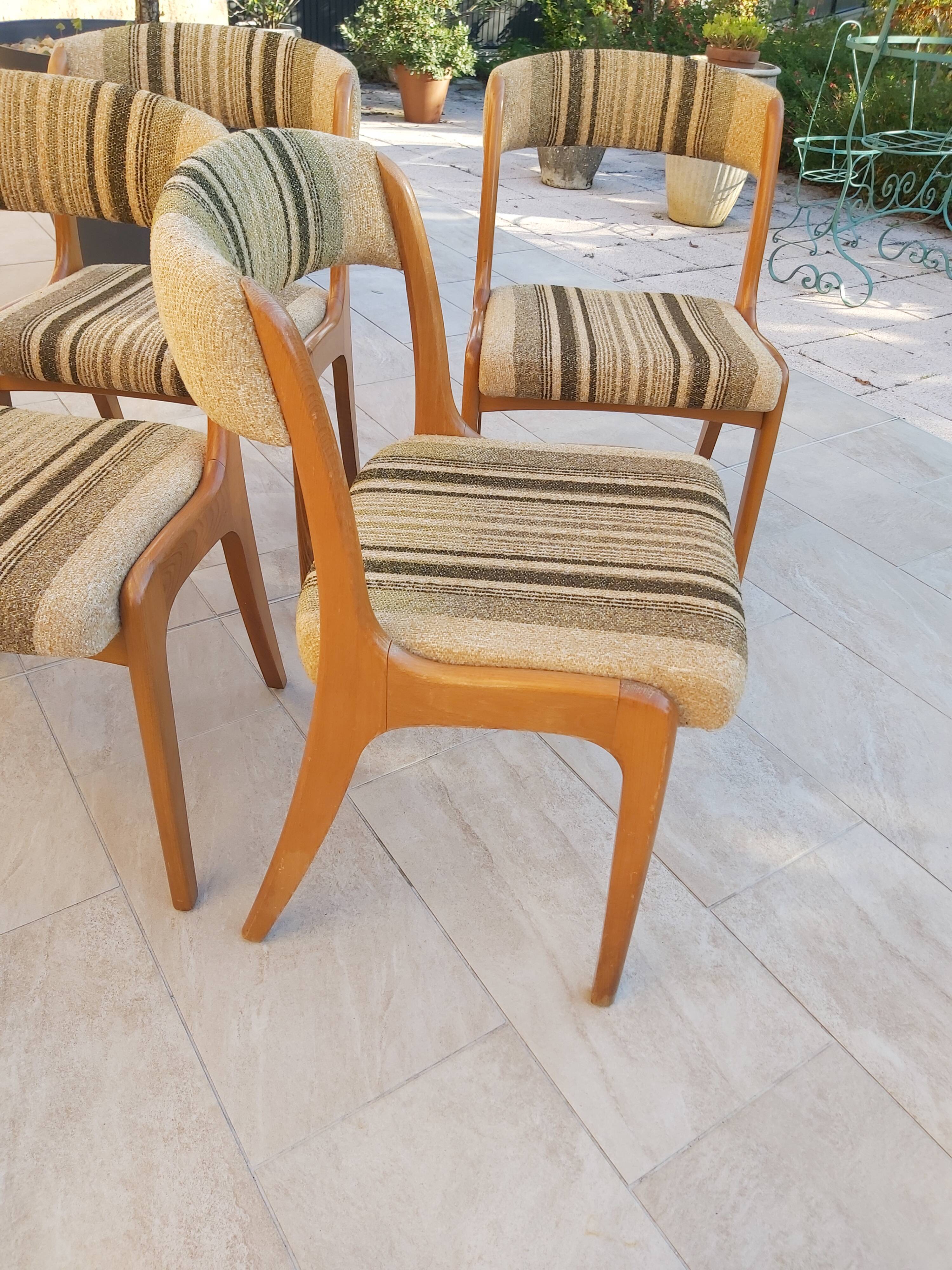 4 chairs wood and fabric 70s