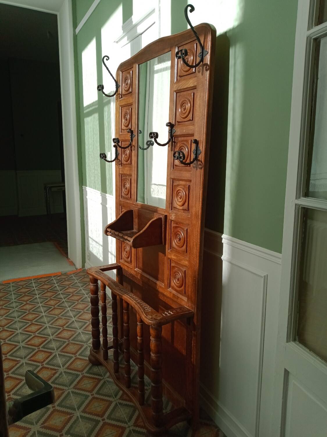 Wooden entrance locker
