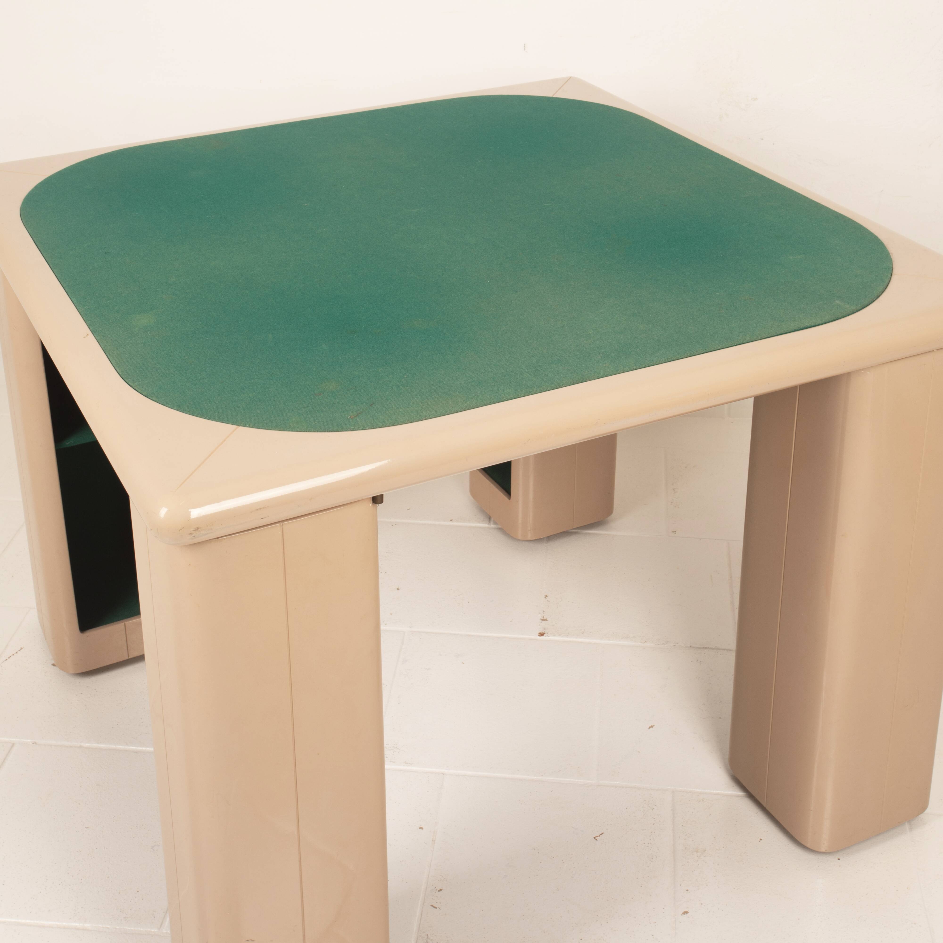 Pierluigi Molinari Lacquered Wood and Green Felt Game Table for Pozzi 1970