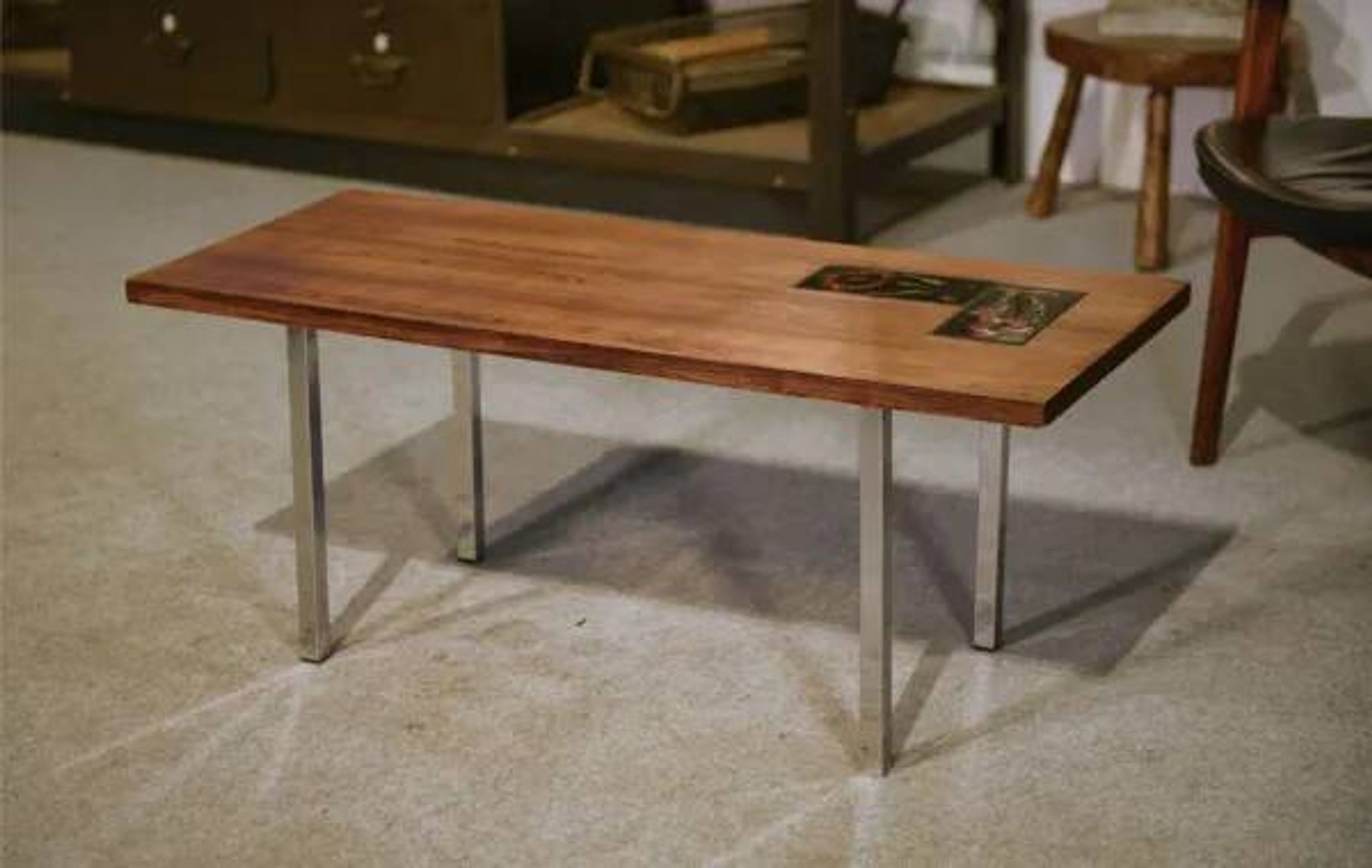 Table basse design en palissandre et céramique 1960’s