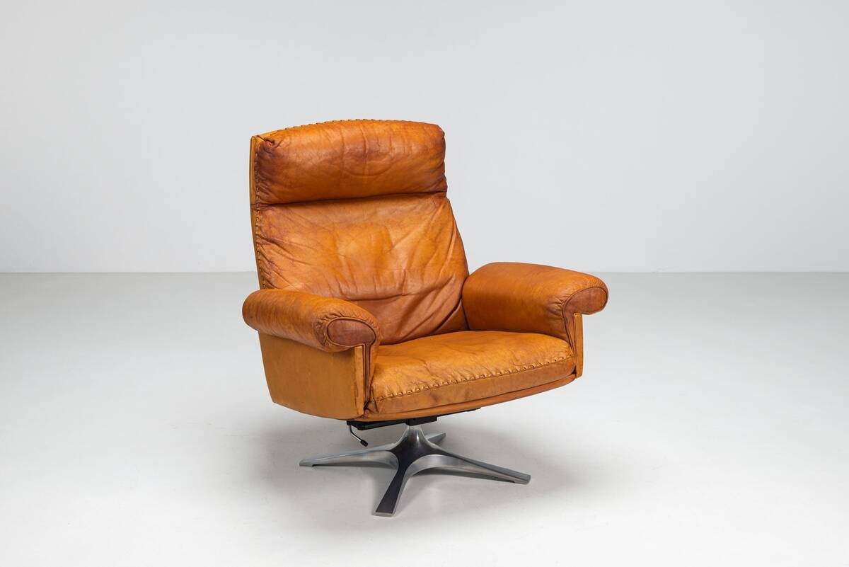 De Sede DS-31 high-back lounge chair in natural leather, Switzerland, 1970