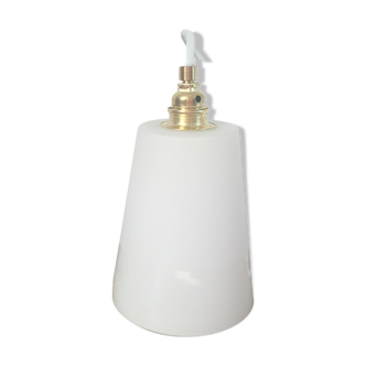 Lamp in white frosted glass