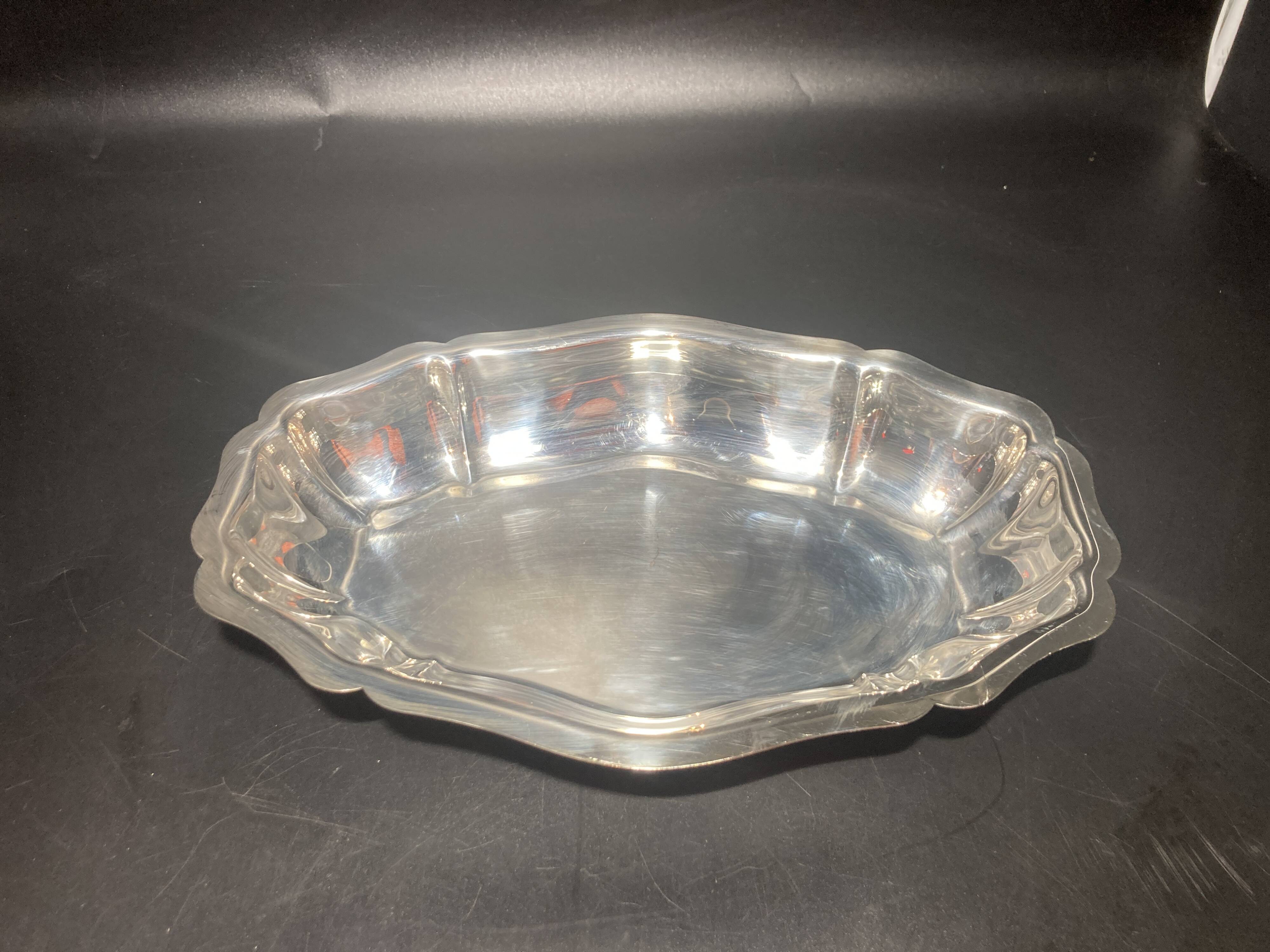 Serving dish