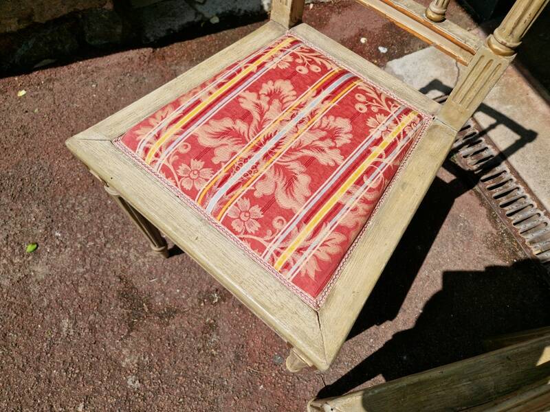 Set of 4 Louis XVI style chairs - In gray lacquered wood