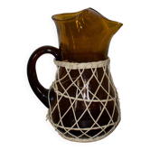 Pichet vintage en verre soufflé ambré