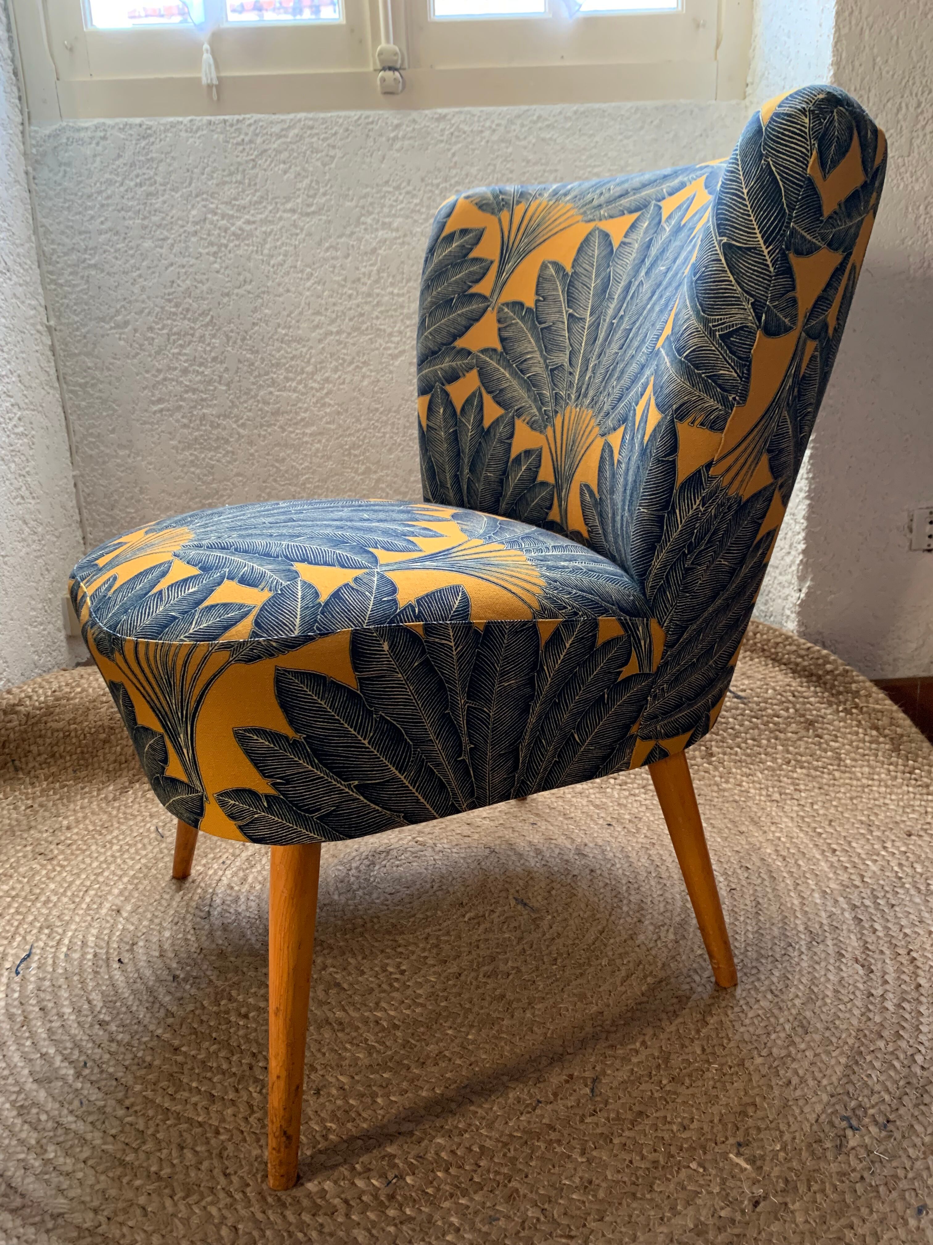 Vintage cocktail armchair