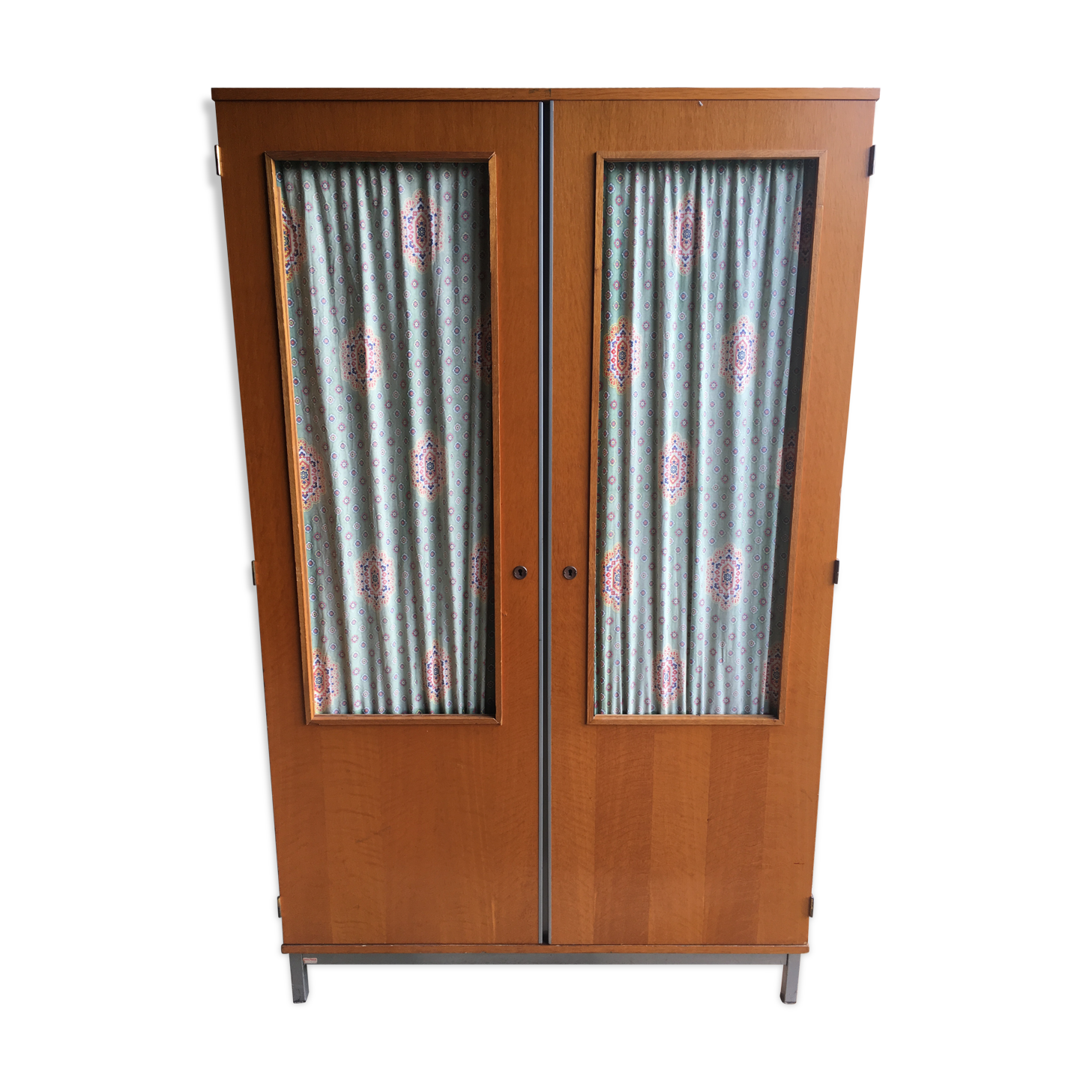 School vintage wardrobe