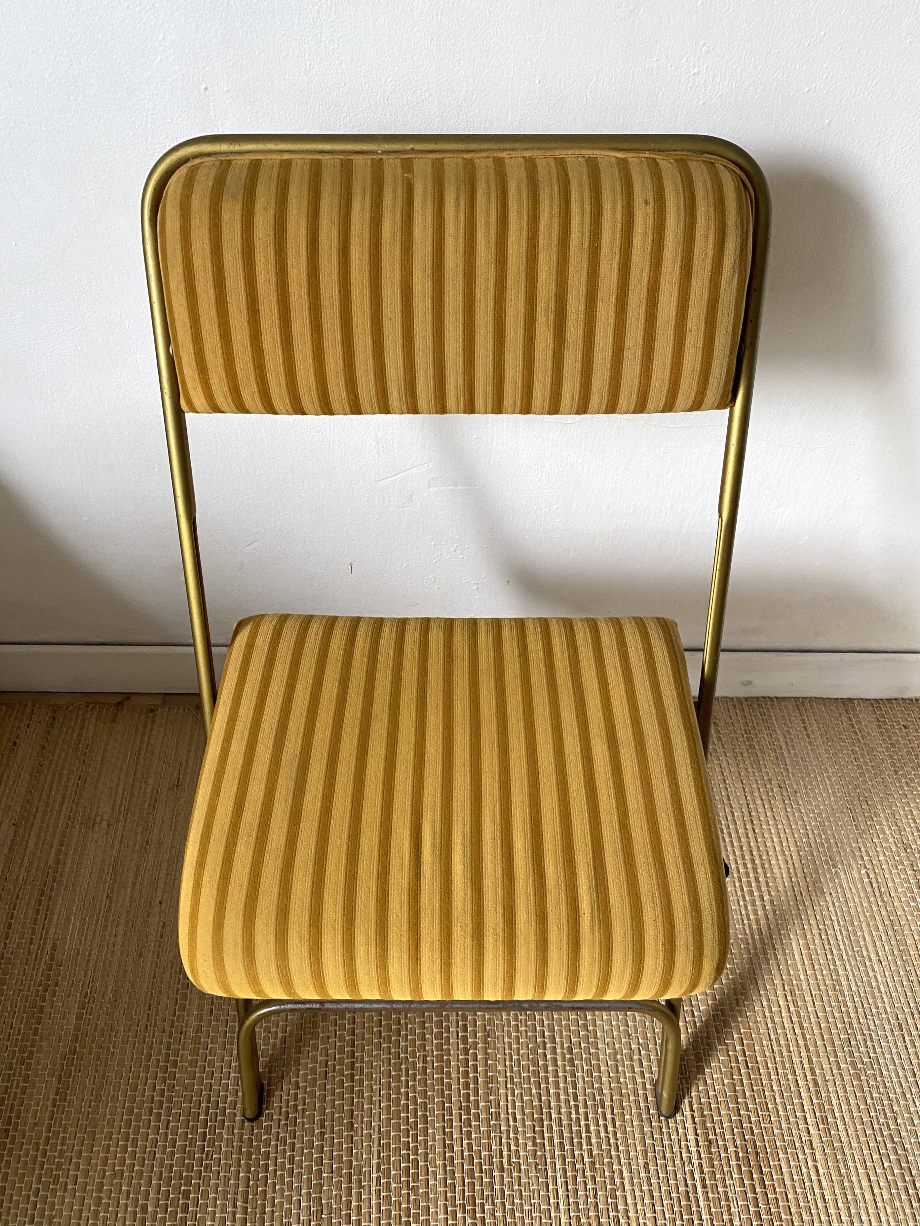 Lafuma folding chairs in velvet and gold metal