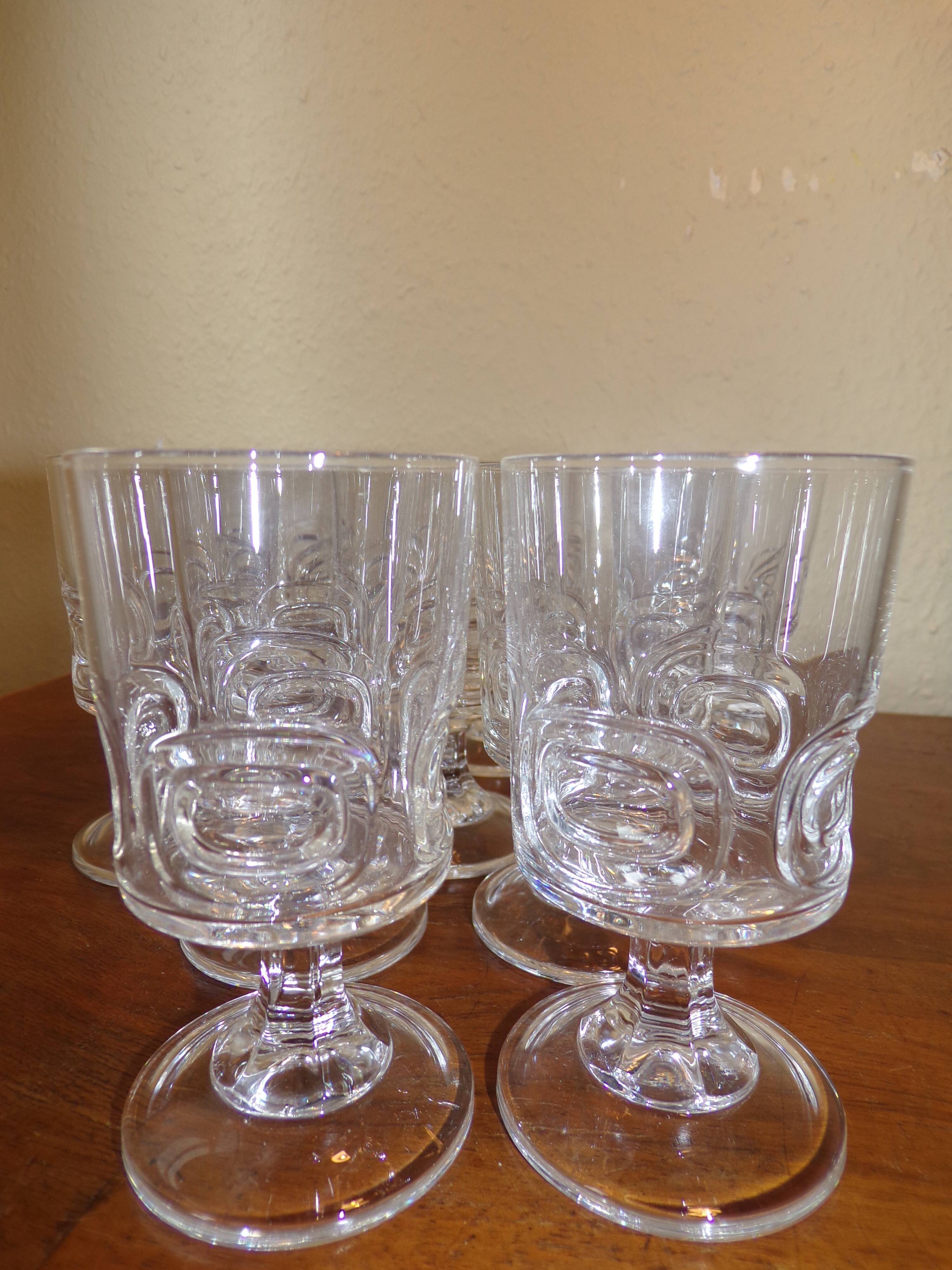 10 glasses in Crystal