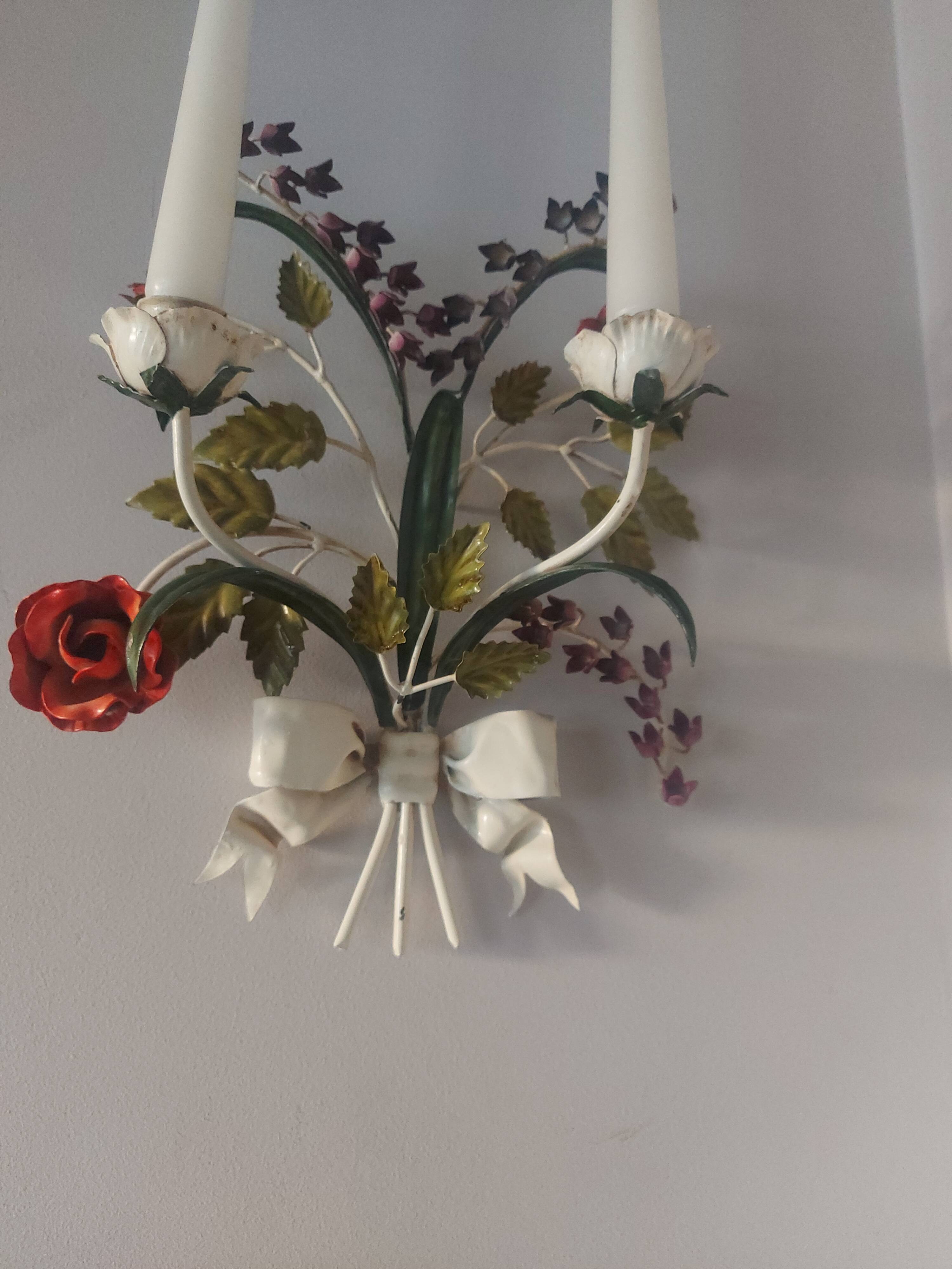Bougeoir vintage mural décor de fleurs  en métal polychrome