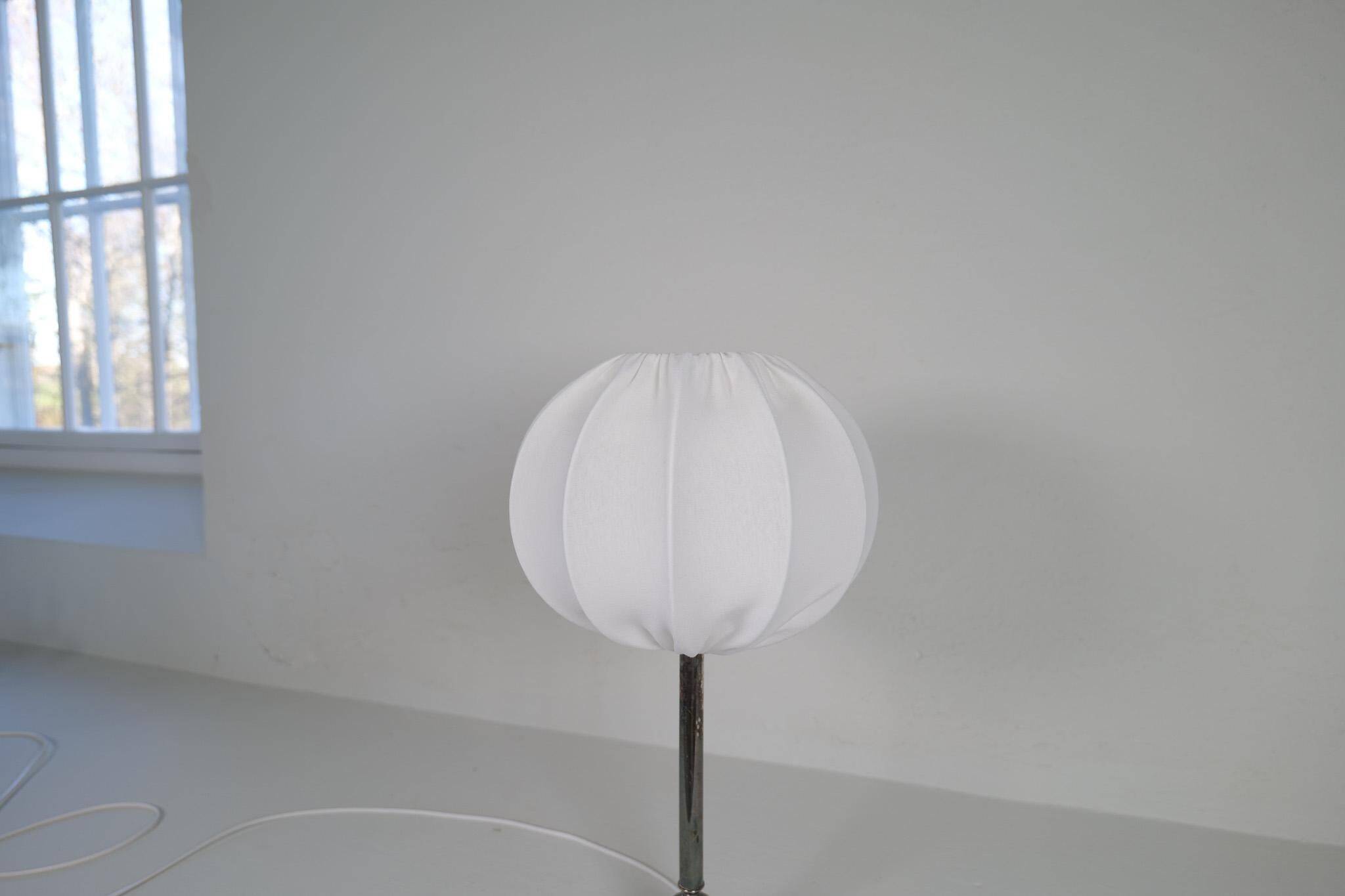 Art Deco table lamp in silver plate, 1930s Sweden