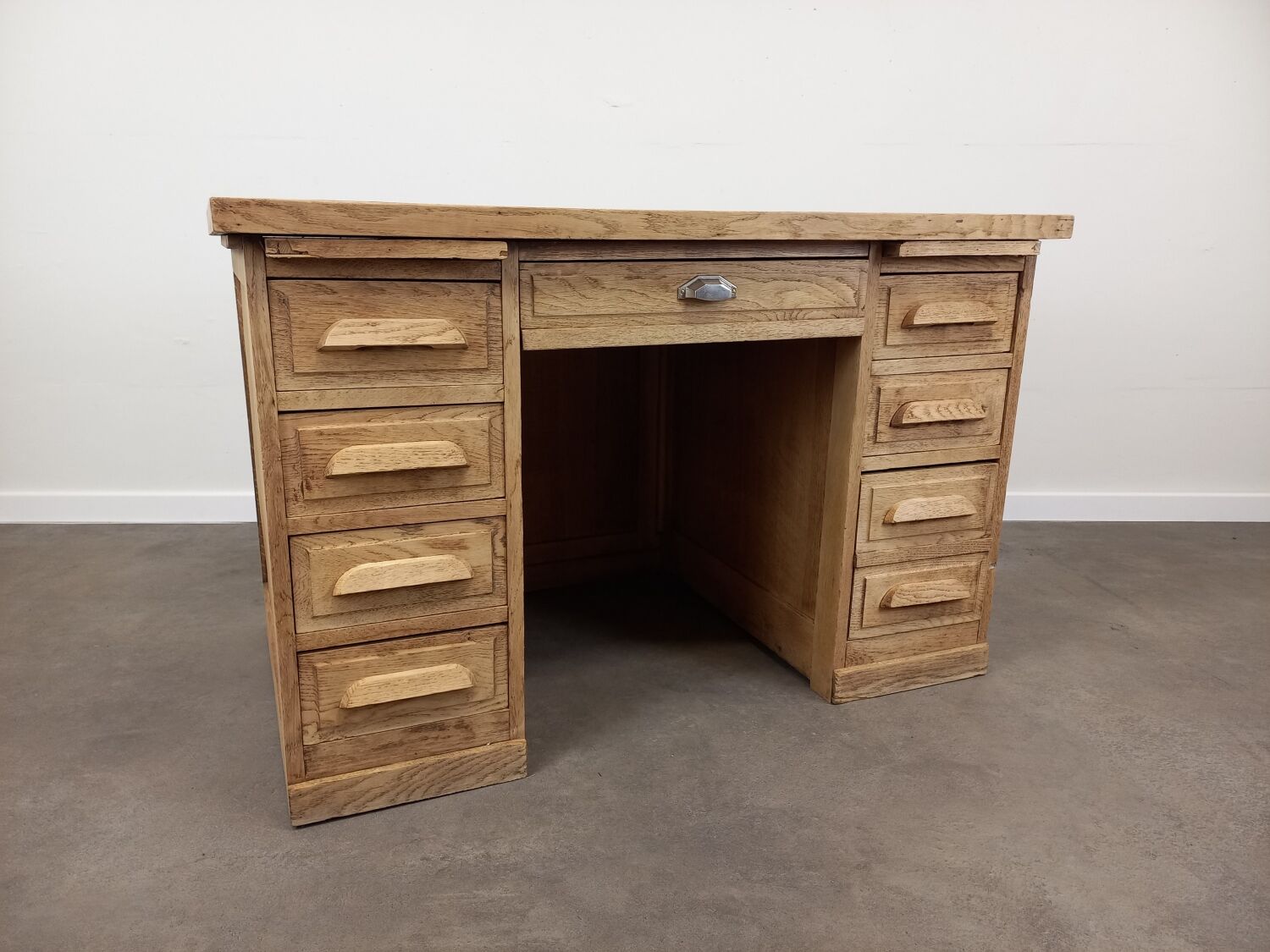 Desk with oak drawers