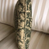 Decorative pillow case in velvet with ottoman turkish 16th century motifs