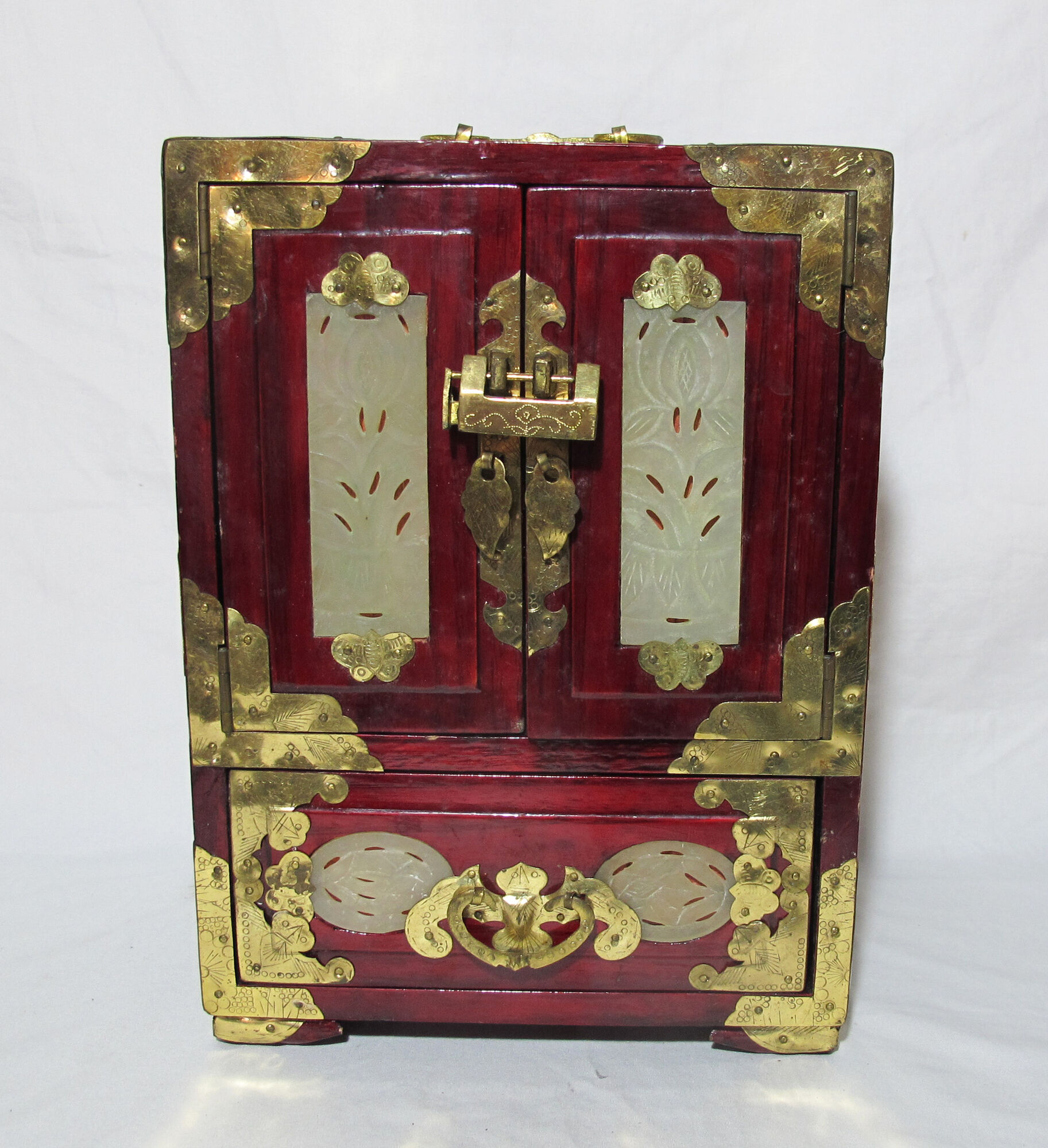 Wooden jewelry box adorned with Chinese jade plates