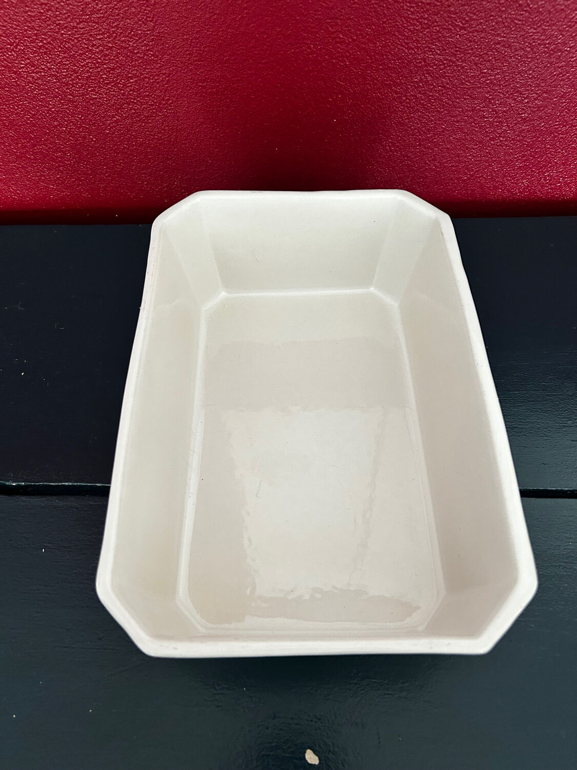 Porcelain oven dish