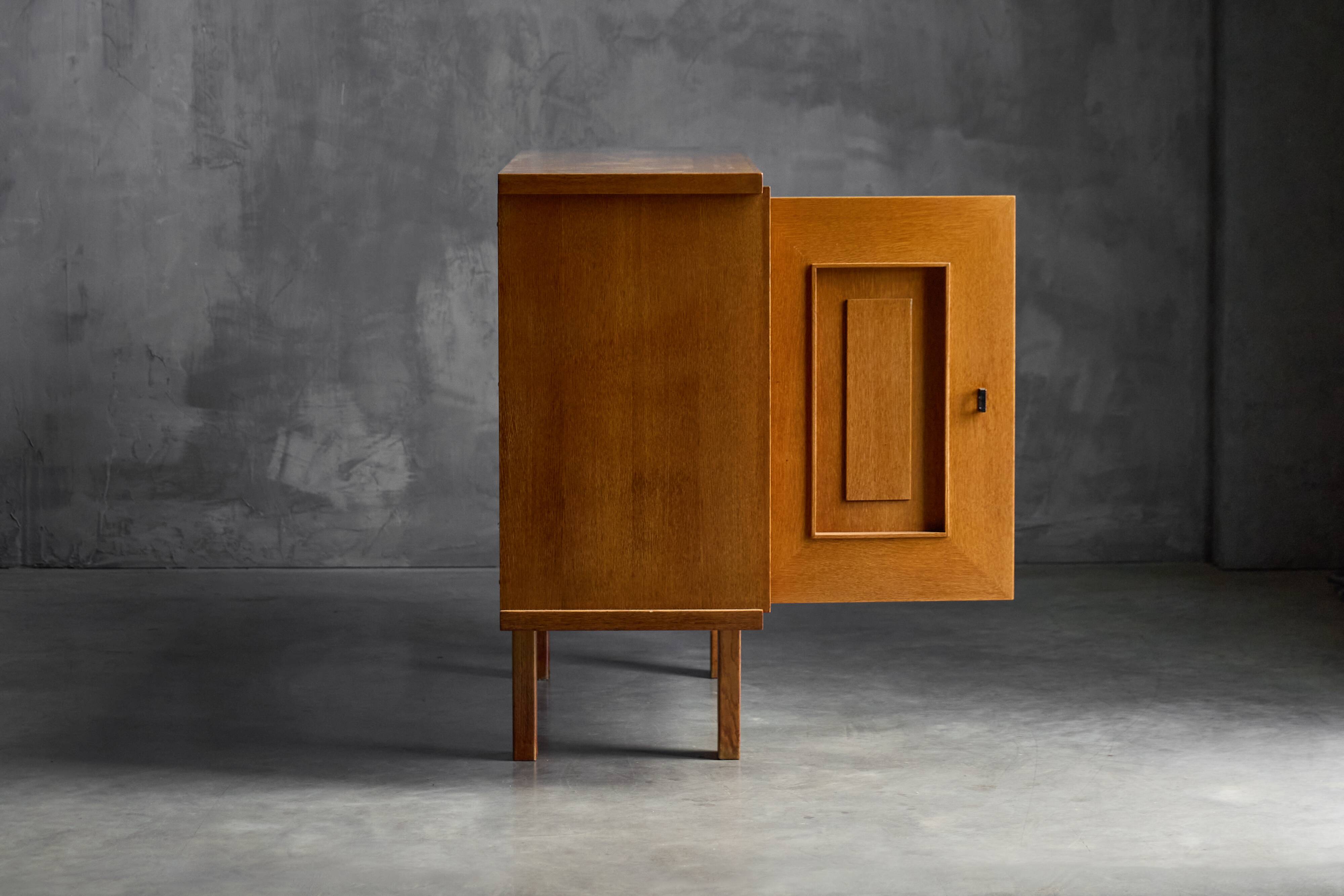 Brutalist Oak Cabinet, Belgium, 1960s