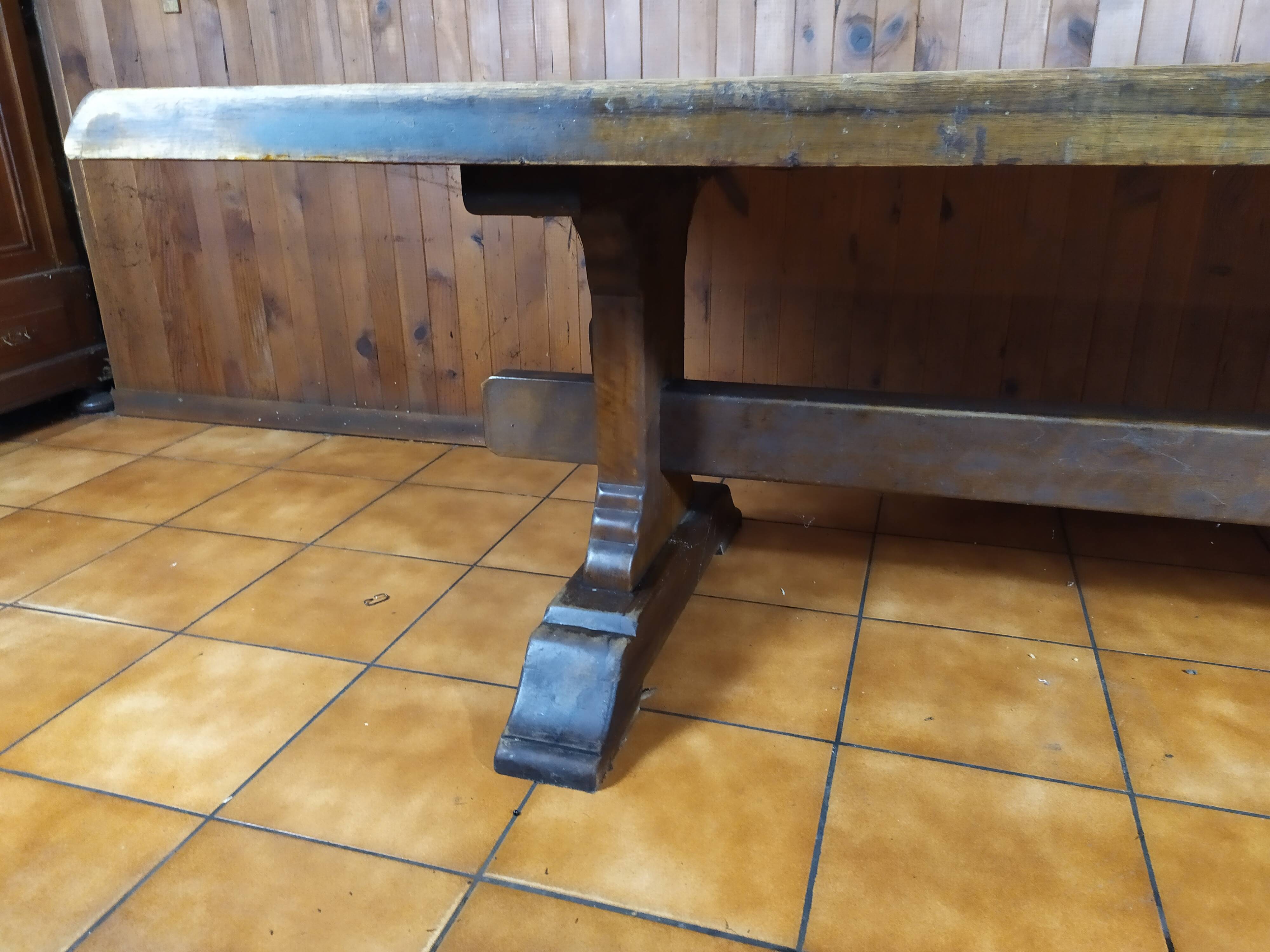 Dining table in solid wood for 10 - 12 people