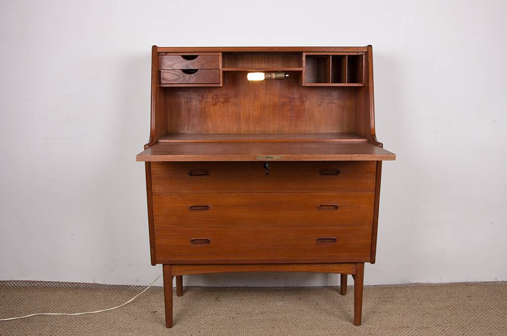 Danish Teak Secretary Desk Model 37 by Arne Wahl Iversen for Vinde Mobelfabrik 1960.
