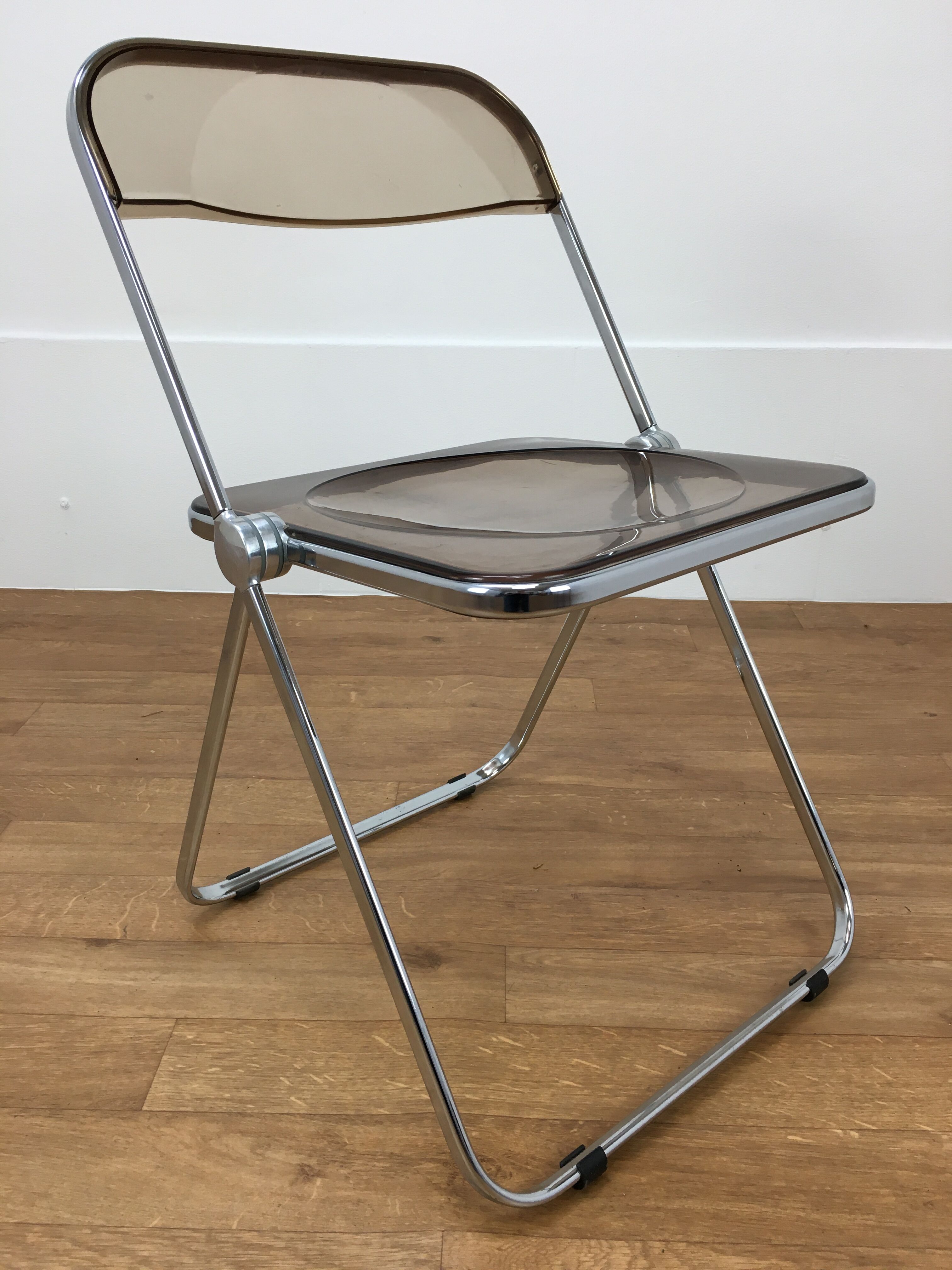 Giancarlo Piretti's Plia Chair for Anonima Castelli