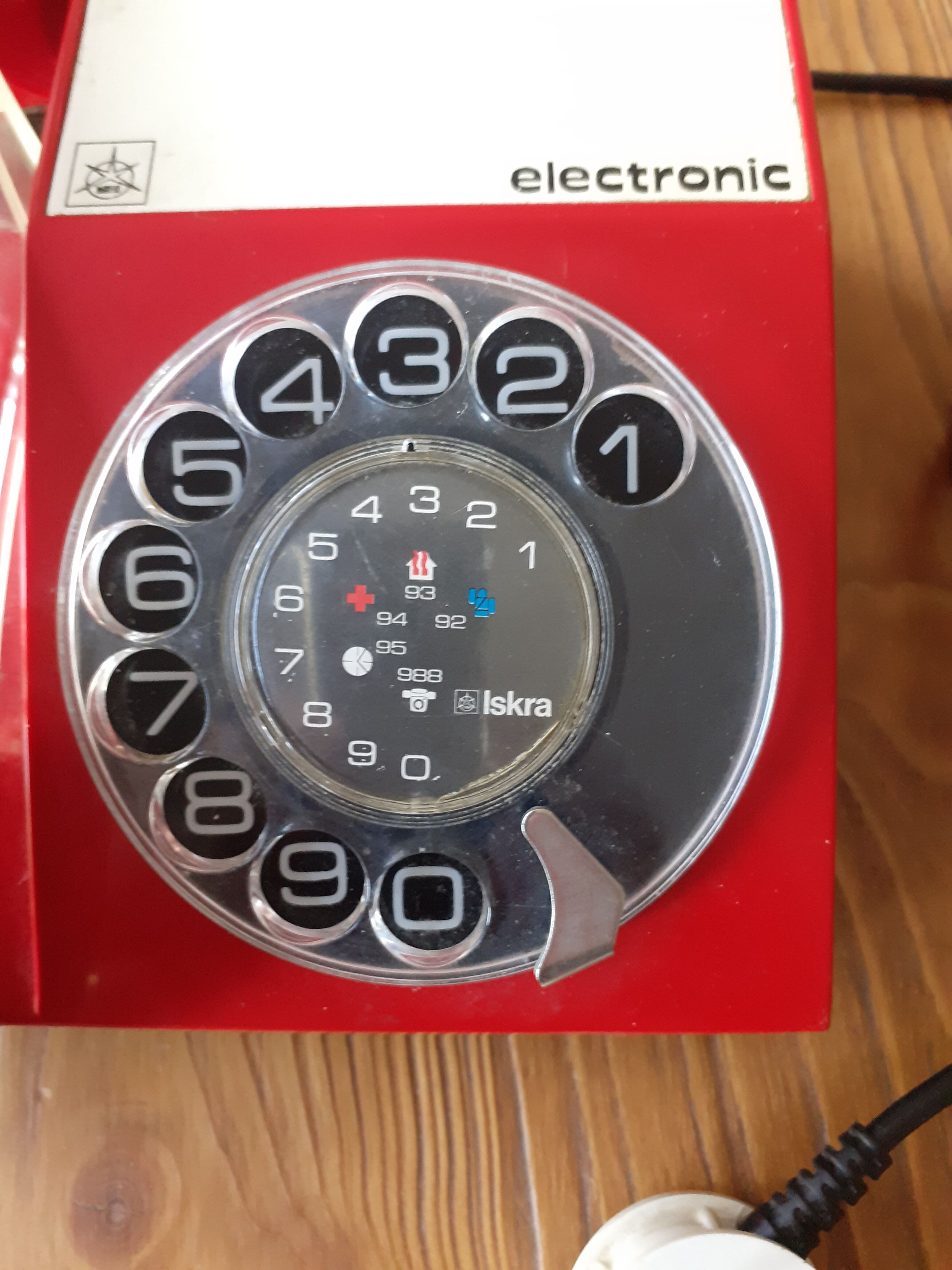 Telephone red iskra electronic 1965